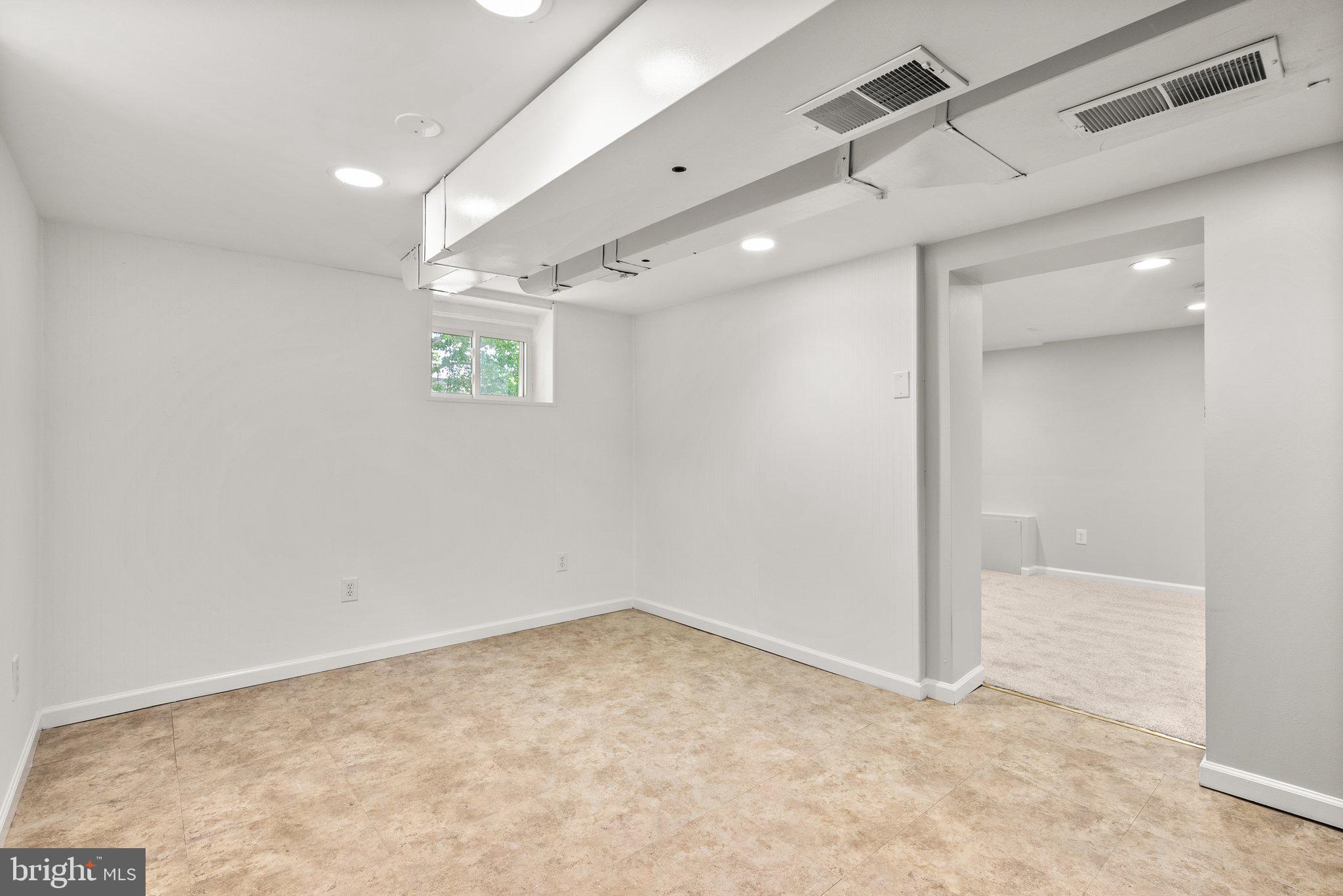 CARROLL KNOLLS - Residential