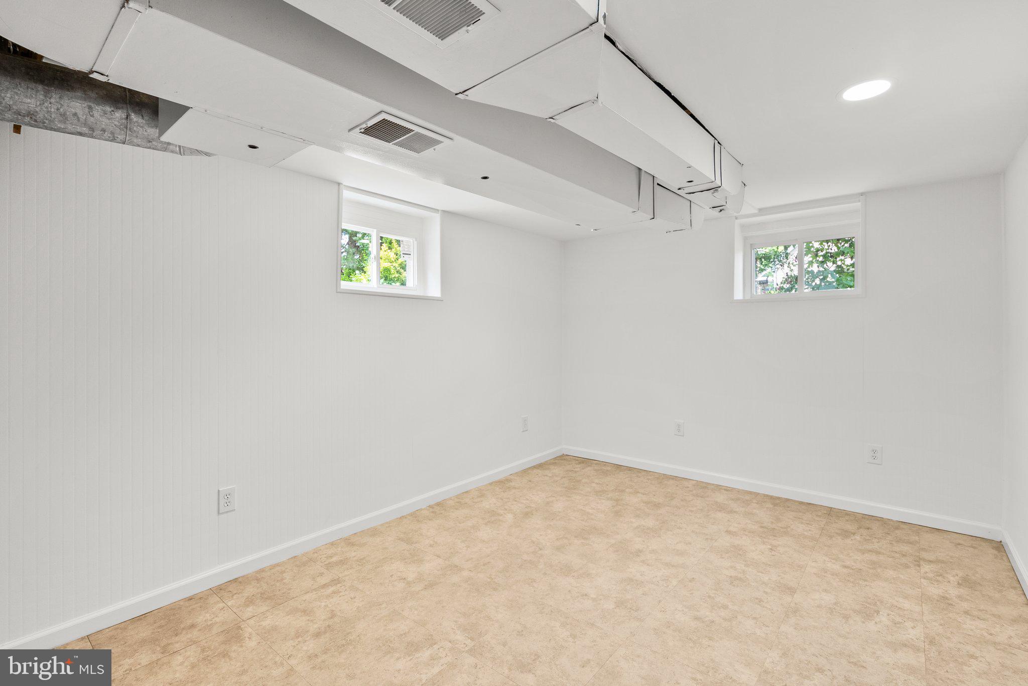 CARROLL KNOLLS - Residential