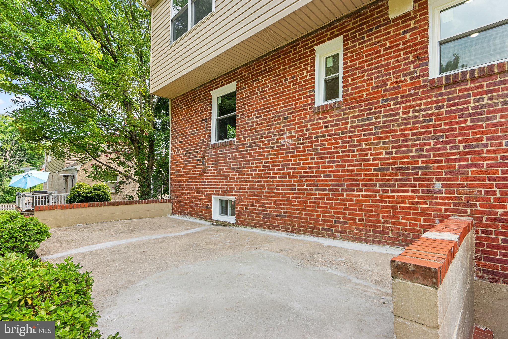 CARROLL KNOLLS - Residential