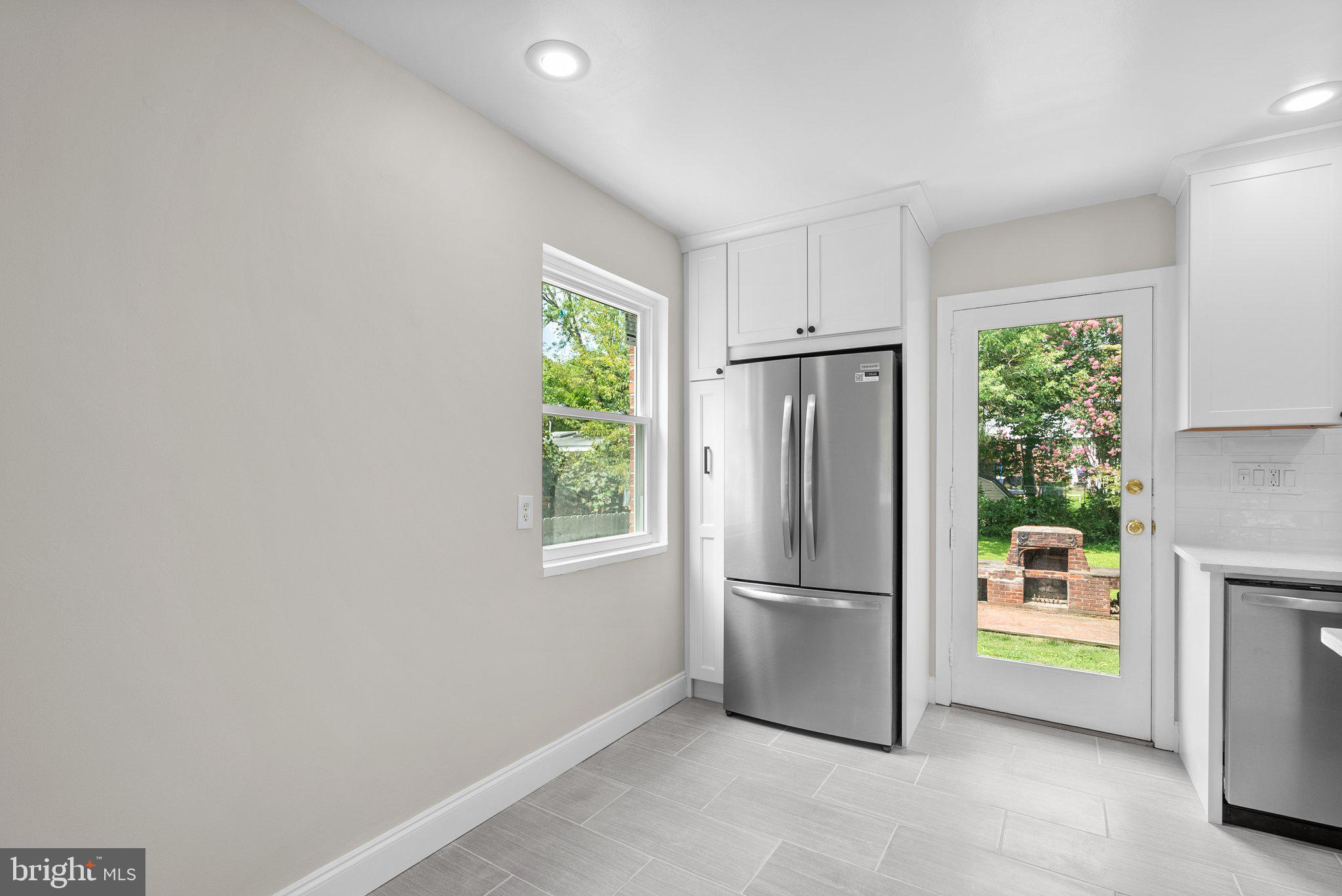 CARROLL KNOLLS - Residential