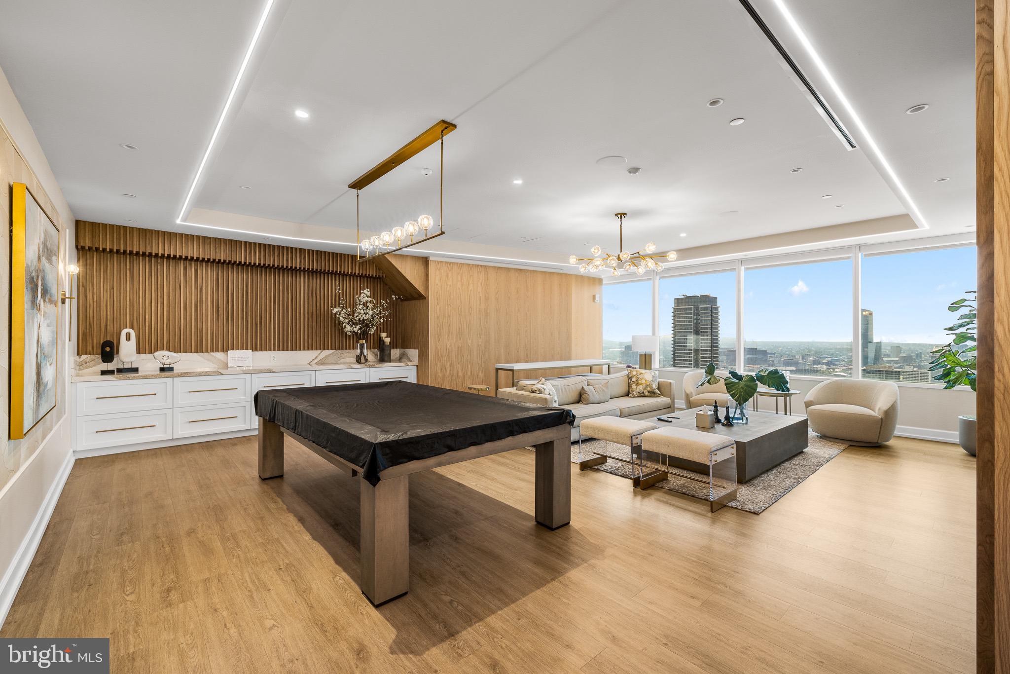 RITTENHOUSE SQUARE - Residential Lease