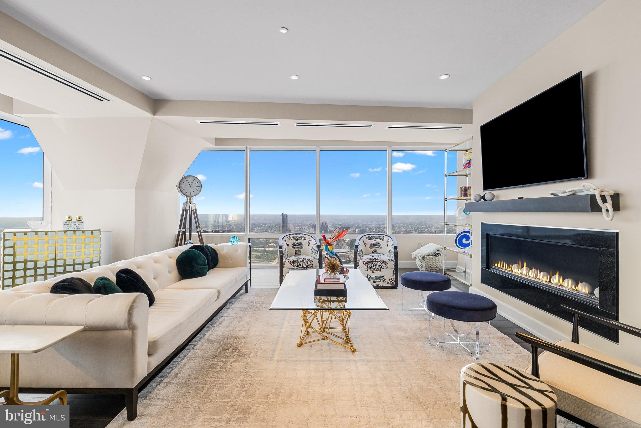 RITTENHOUSE SQUARE - Residential Lease