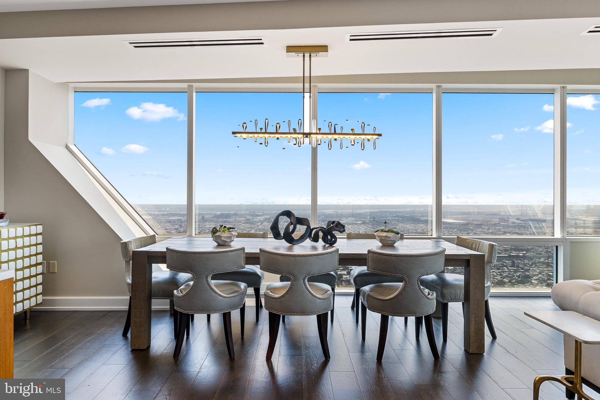 RITTENHOUSE SQUARE - Residential Lease