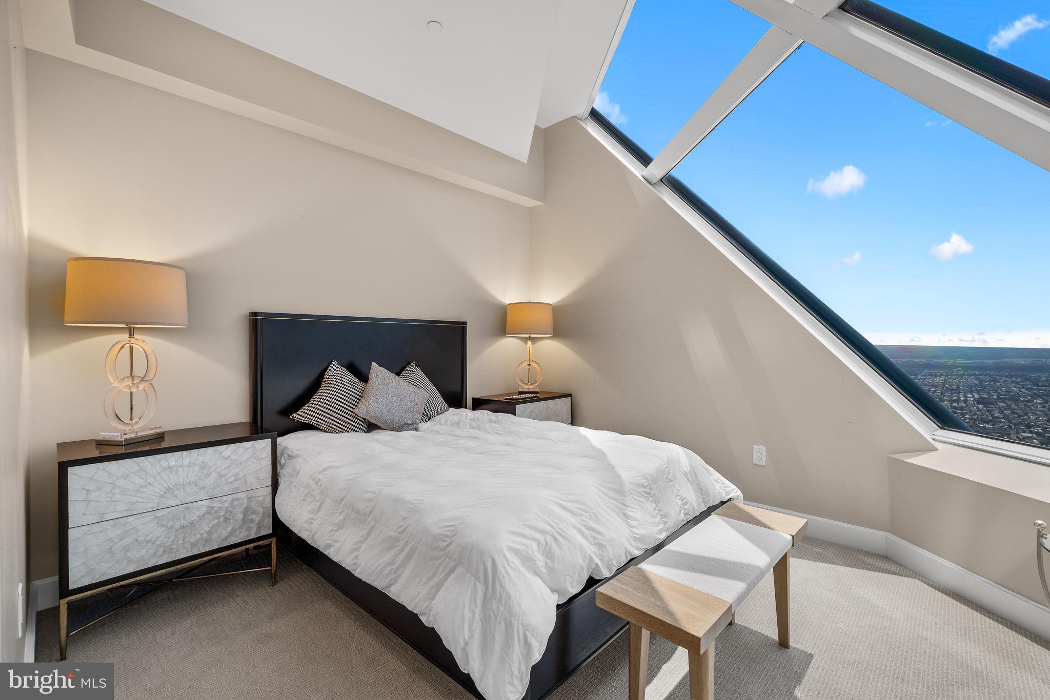 RITTENHOUSE SQUARE - Residential Lease