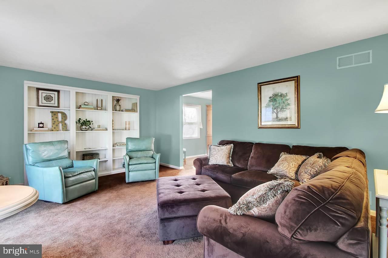 MEADOW HILL ESTATES - Residential