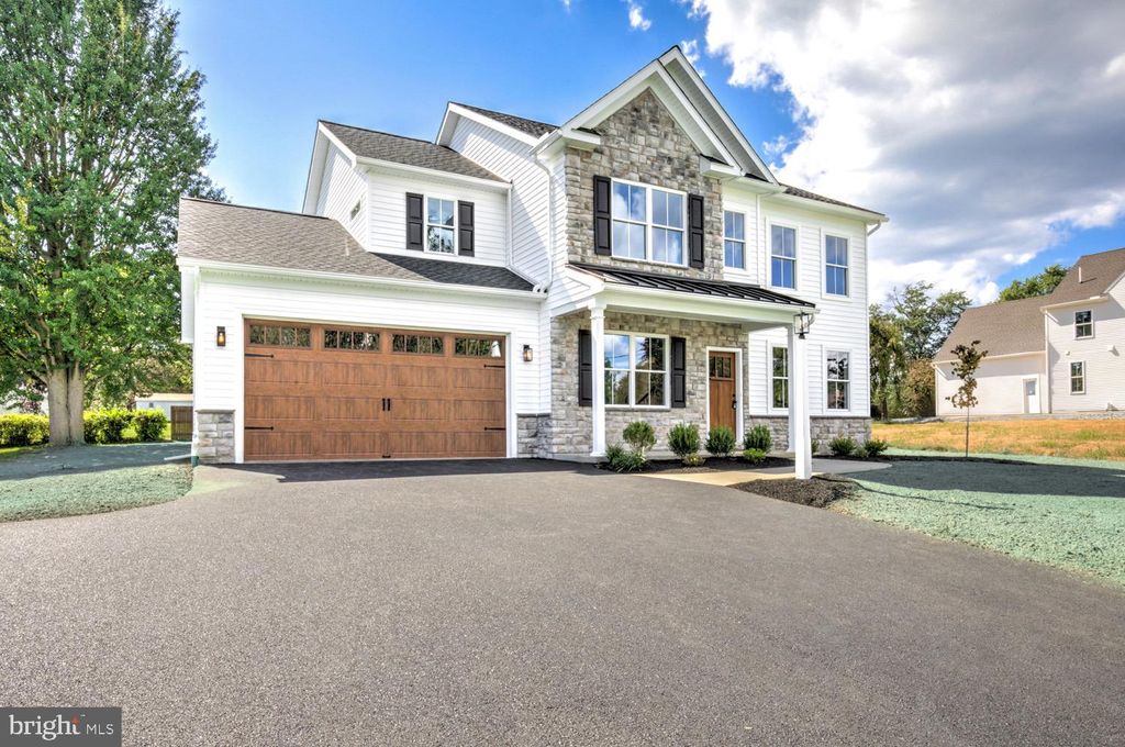 Photo of 332 Edgemont Drive, WILLOW STREET, PA 17584 (MLS # PALA2074672)