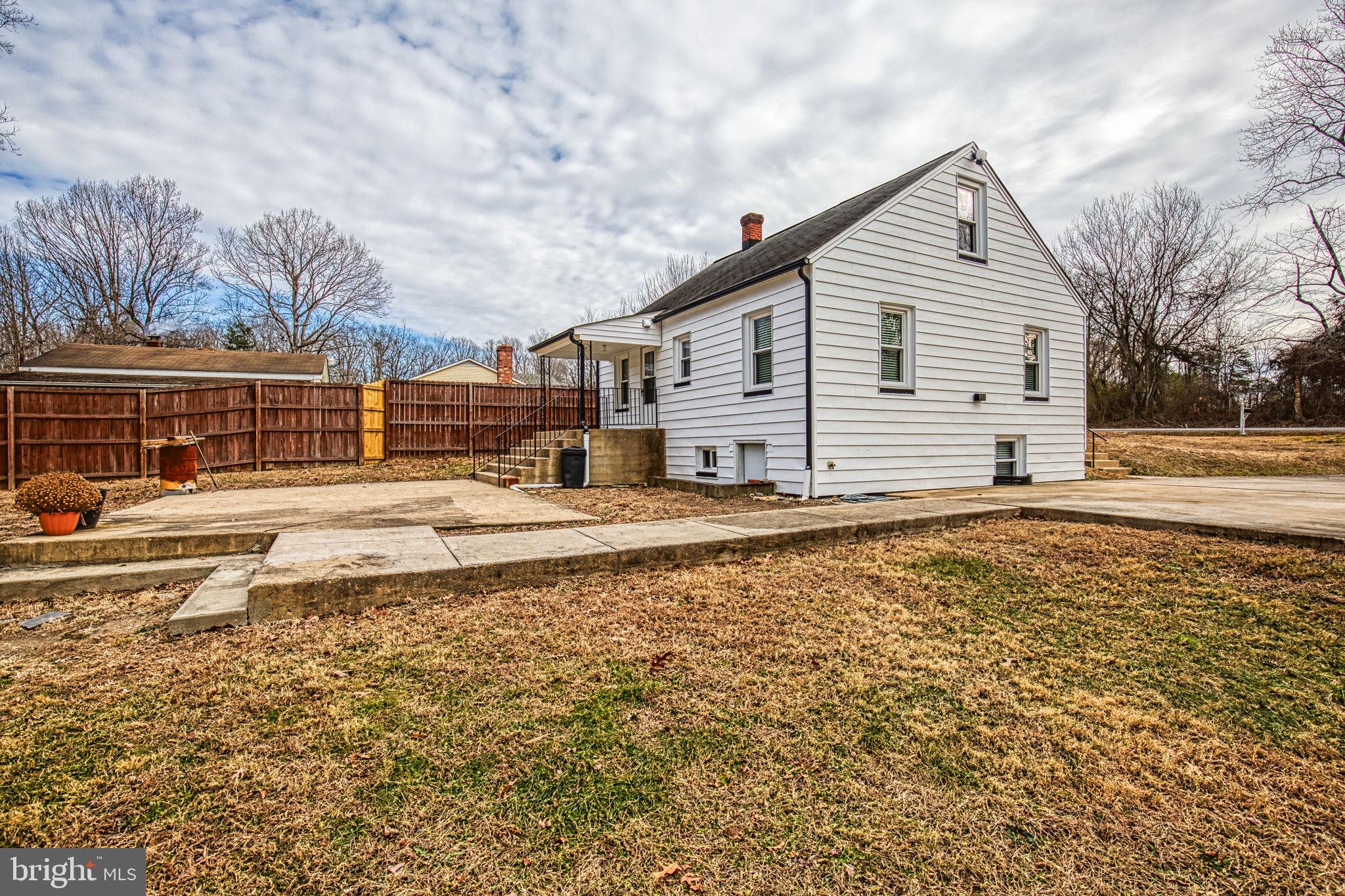 E W SALE - Residential