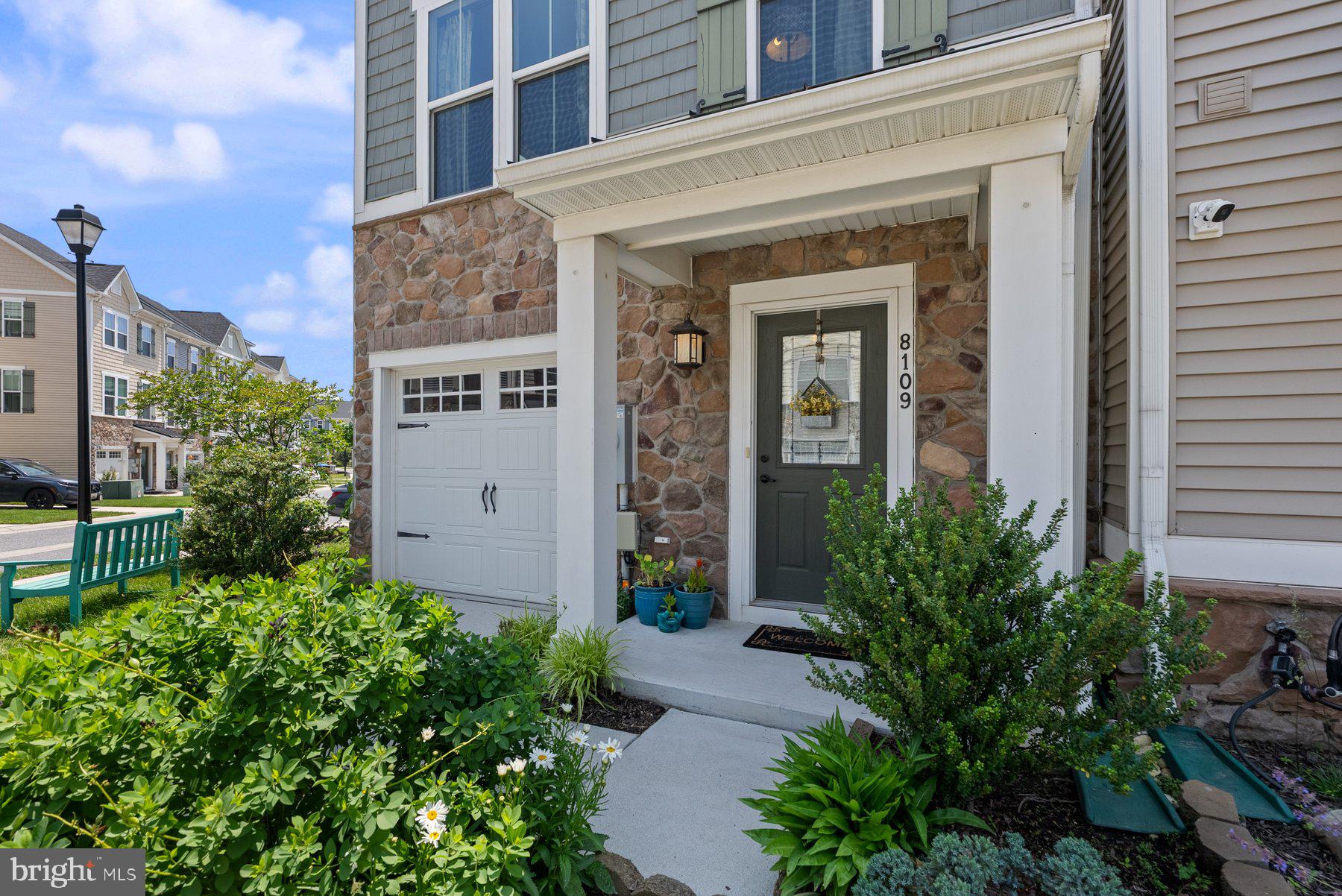 8109 SECLUDED COVE LANE