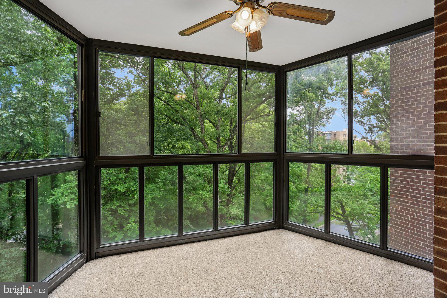 GREENS AT LEISURE WORLD - Residential