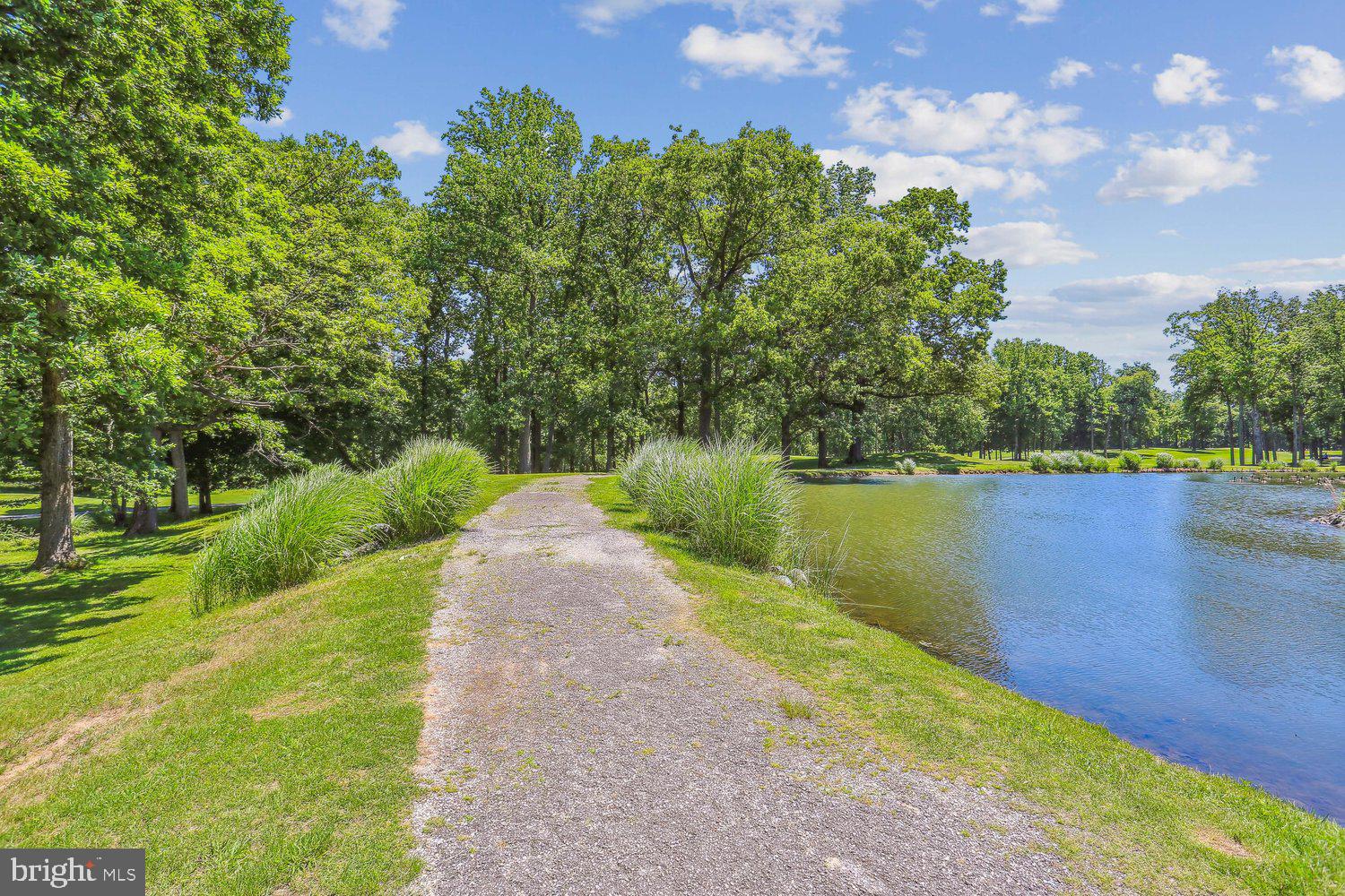 GREENS AT LEISURE WORLD - Residential