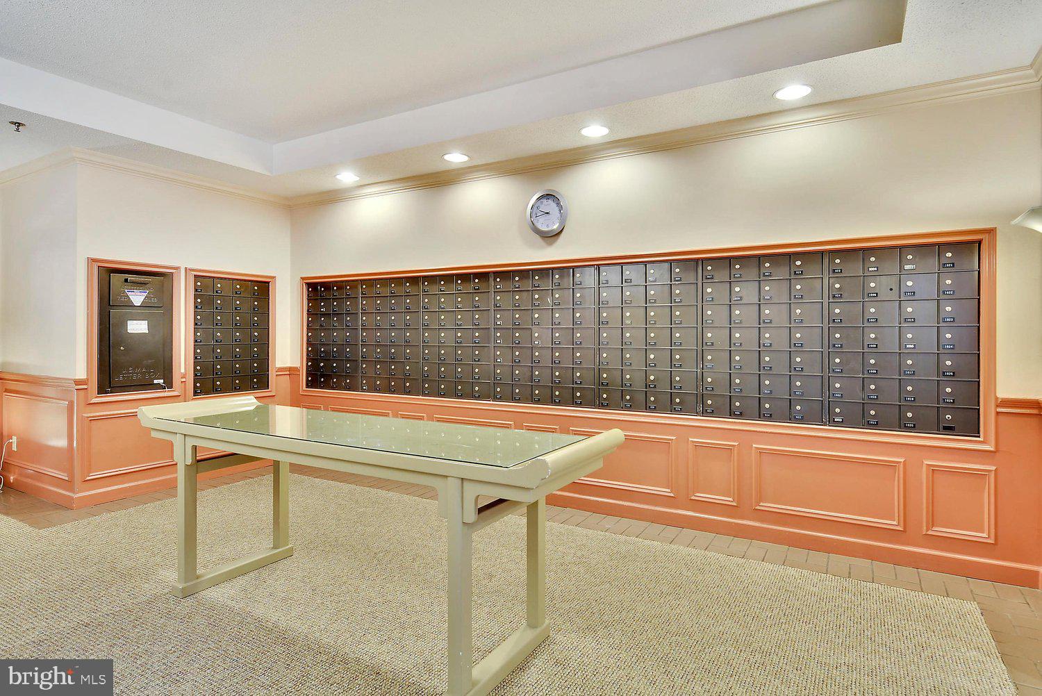 GREENS AT LEISURE WORLD - Residential