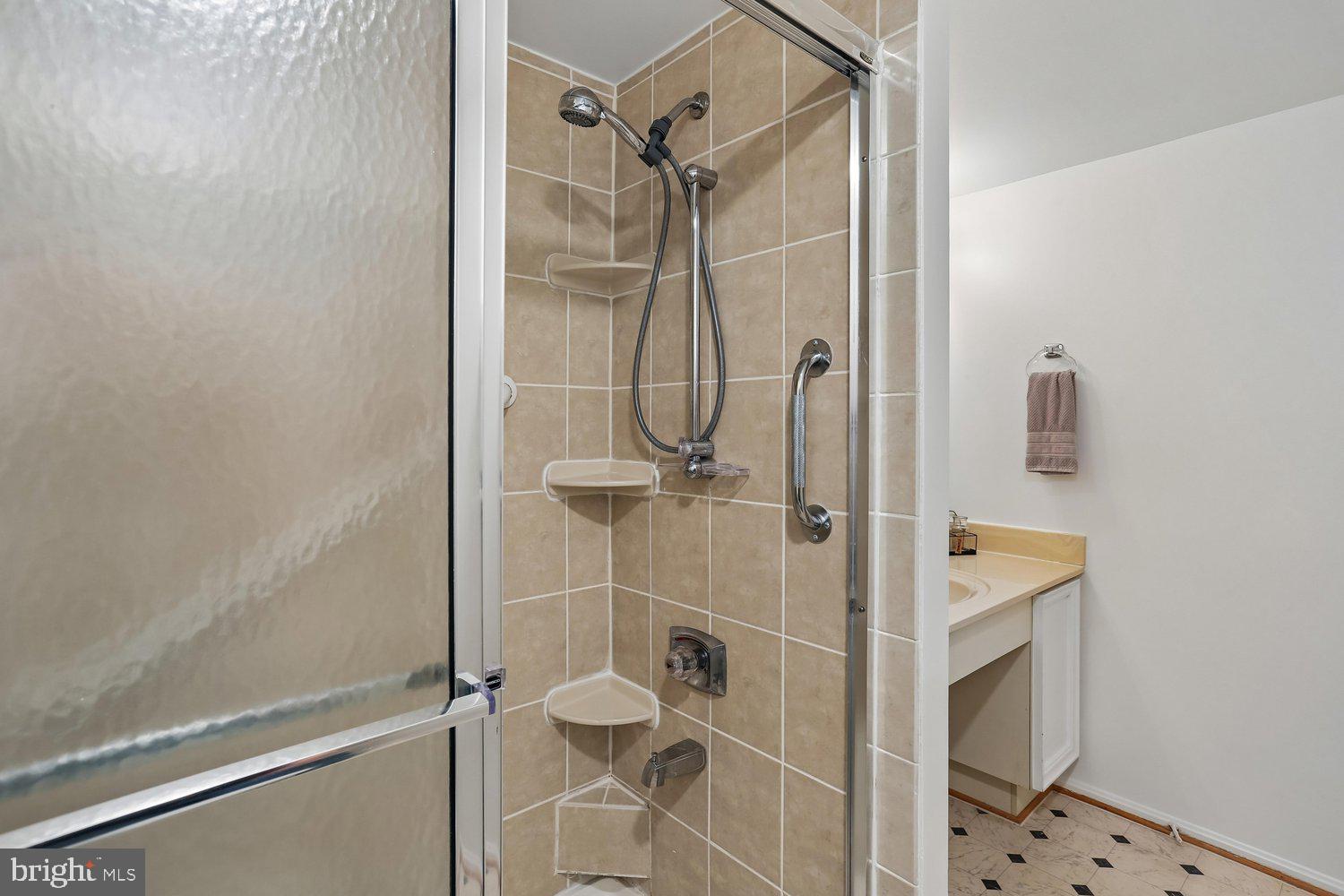 GREENS AT LEISURE WORLD - Residential