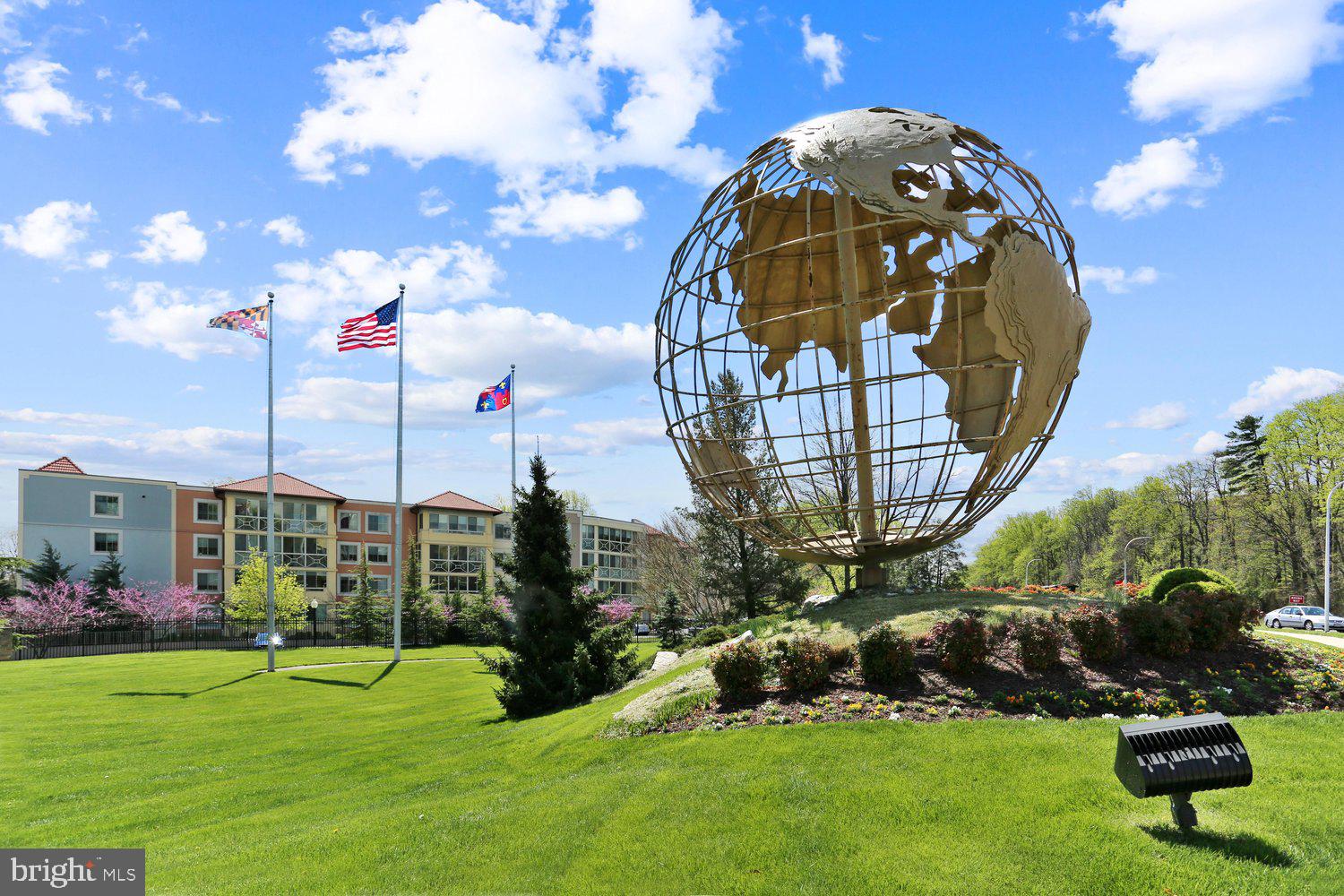 GREENS AT LEISURE WORLD - Residential