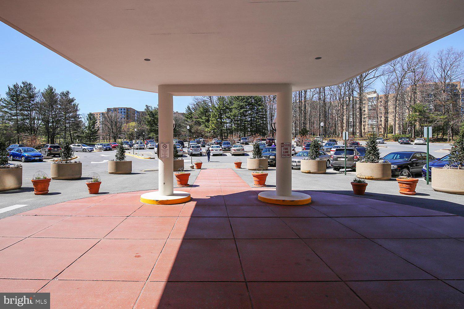 GREENS AT LEISURE WORLD - Residential