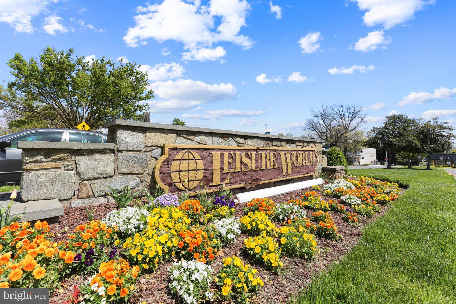 GREENS AT LEISURE WORLD - Residential