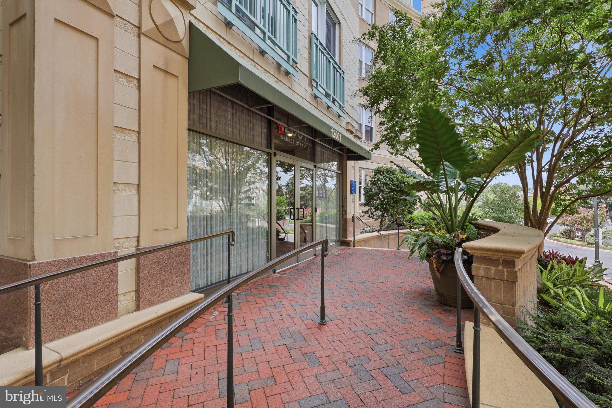 12001 MARKET STREET 122