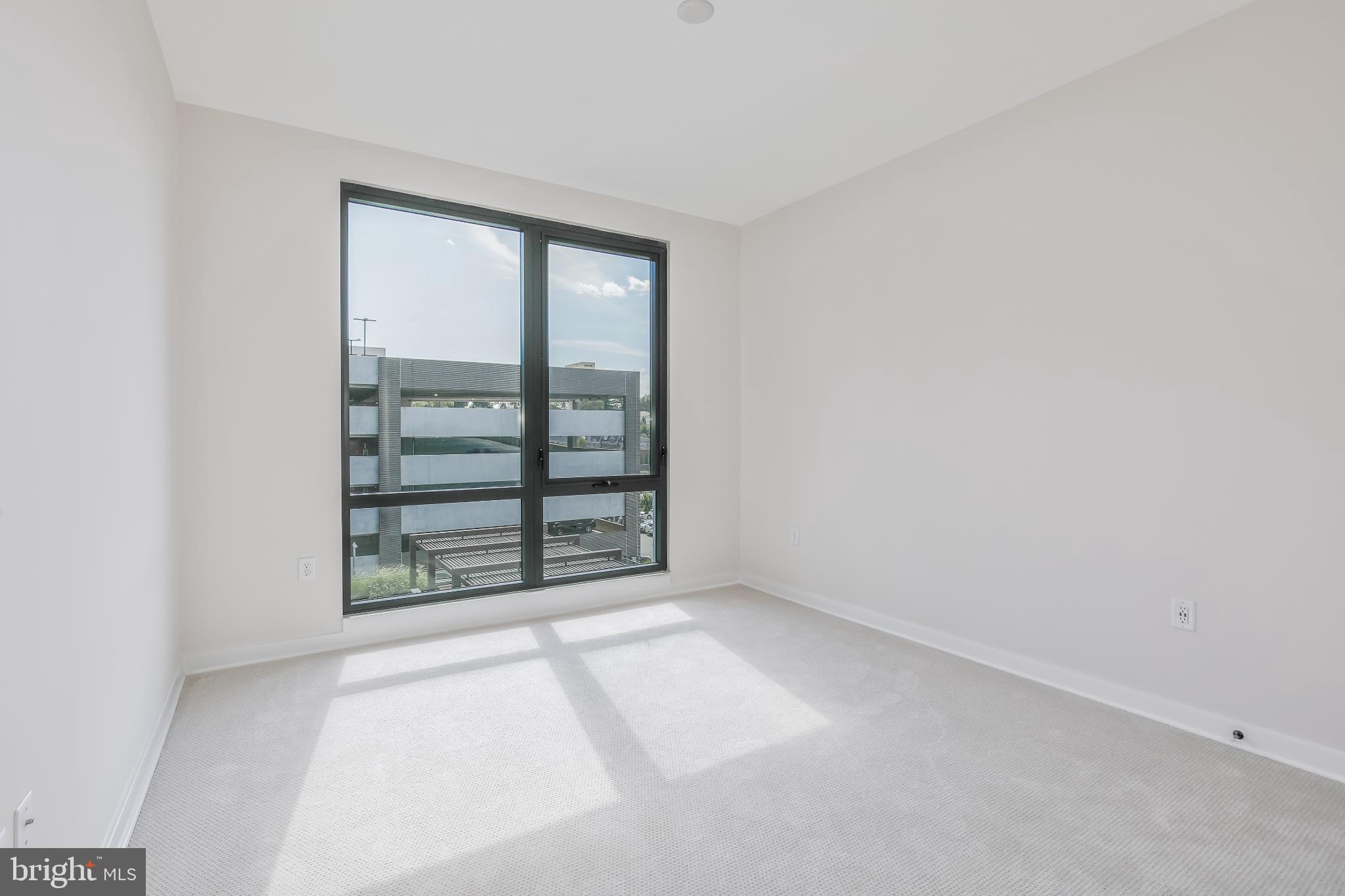 FALLS CHURCH CITY - Residential