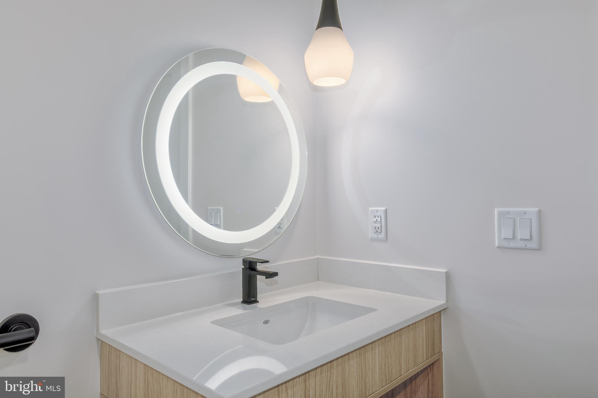 FALLS CHURCH CITY - Residential