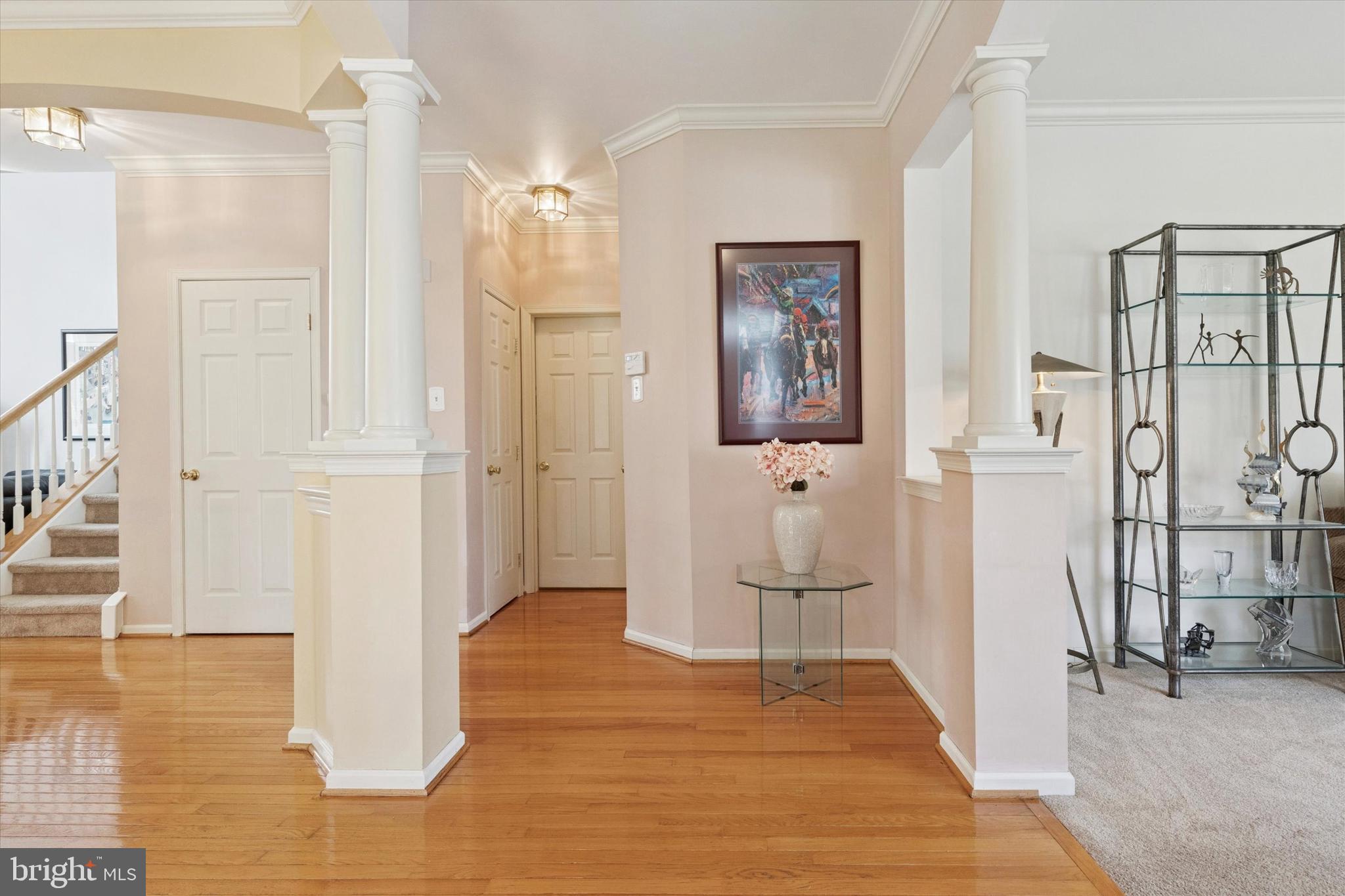 HILL VIEW - Residential