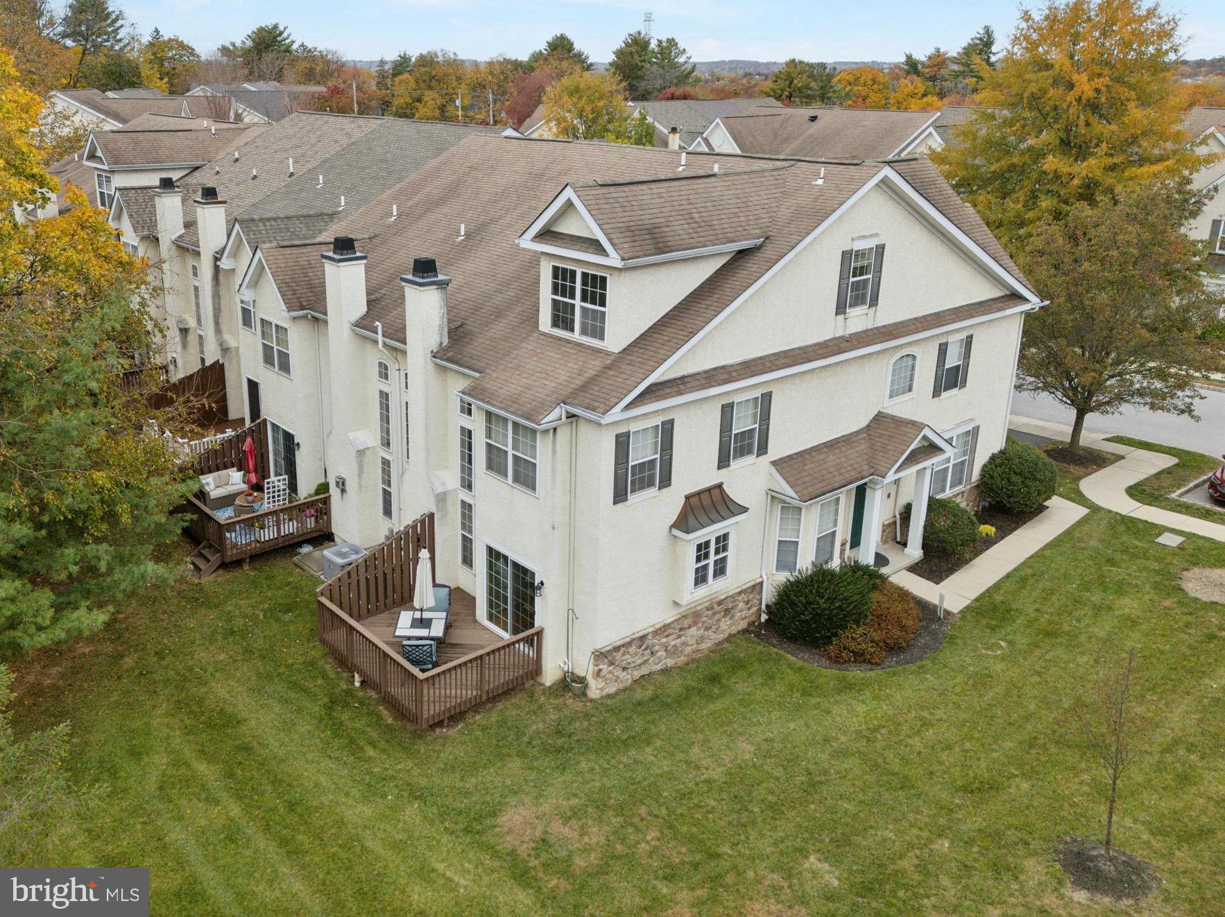 HILL VIEW - Residential