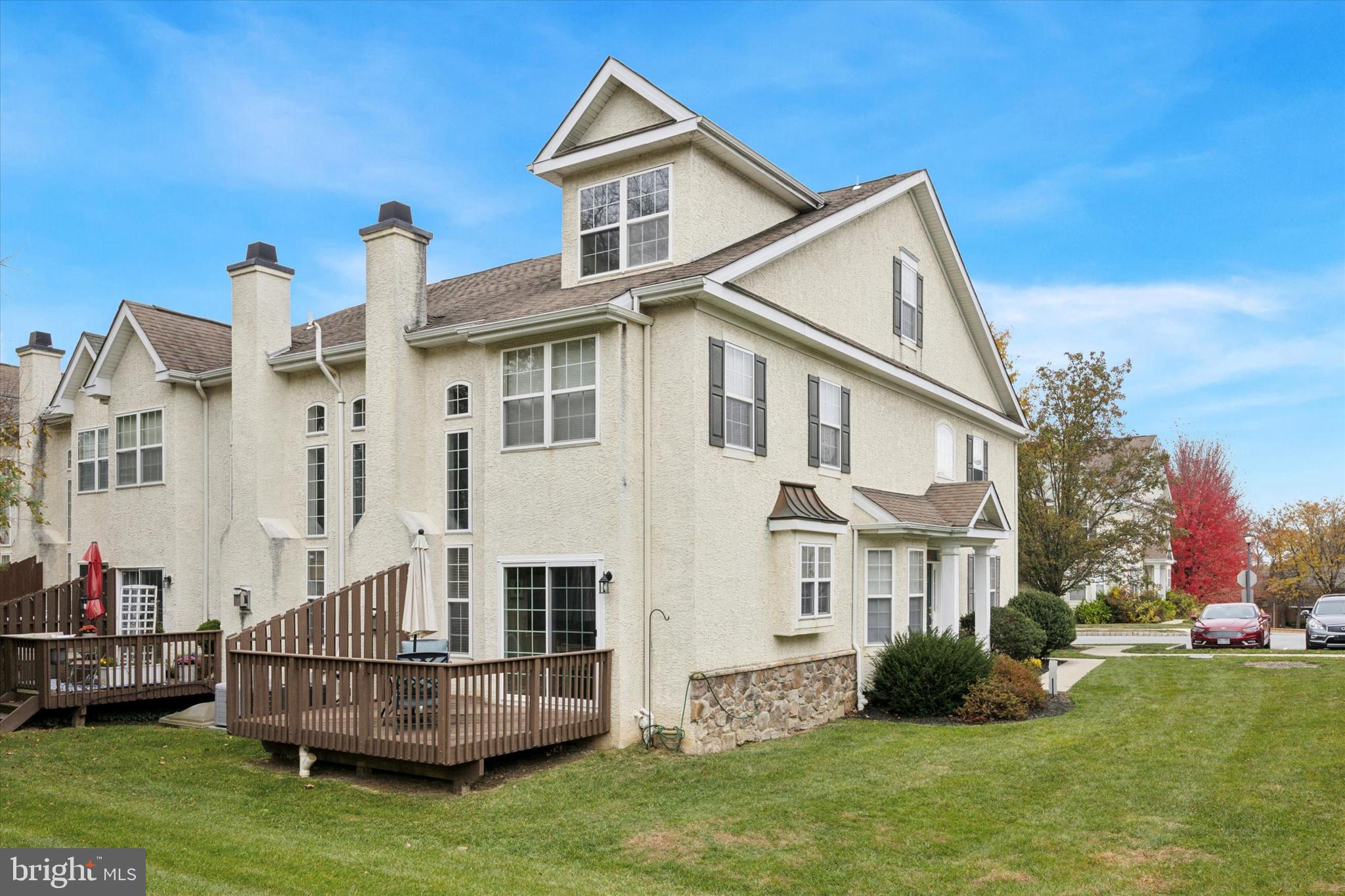 HILL VIEW - Residential