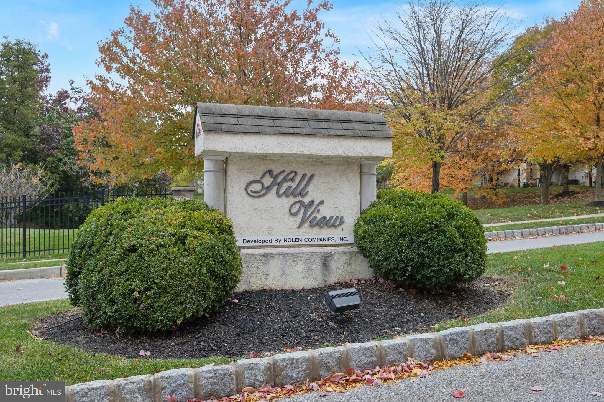 HILL VIEW - Residential