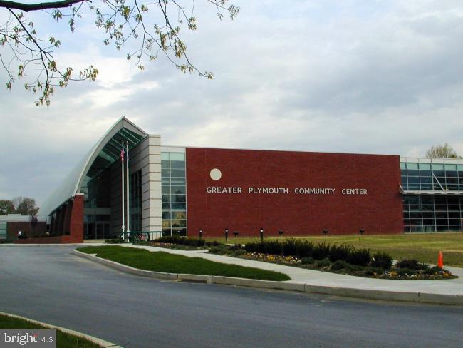 HILL VIEW - Residential