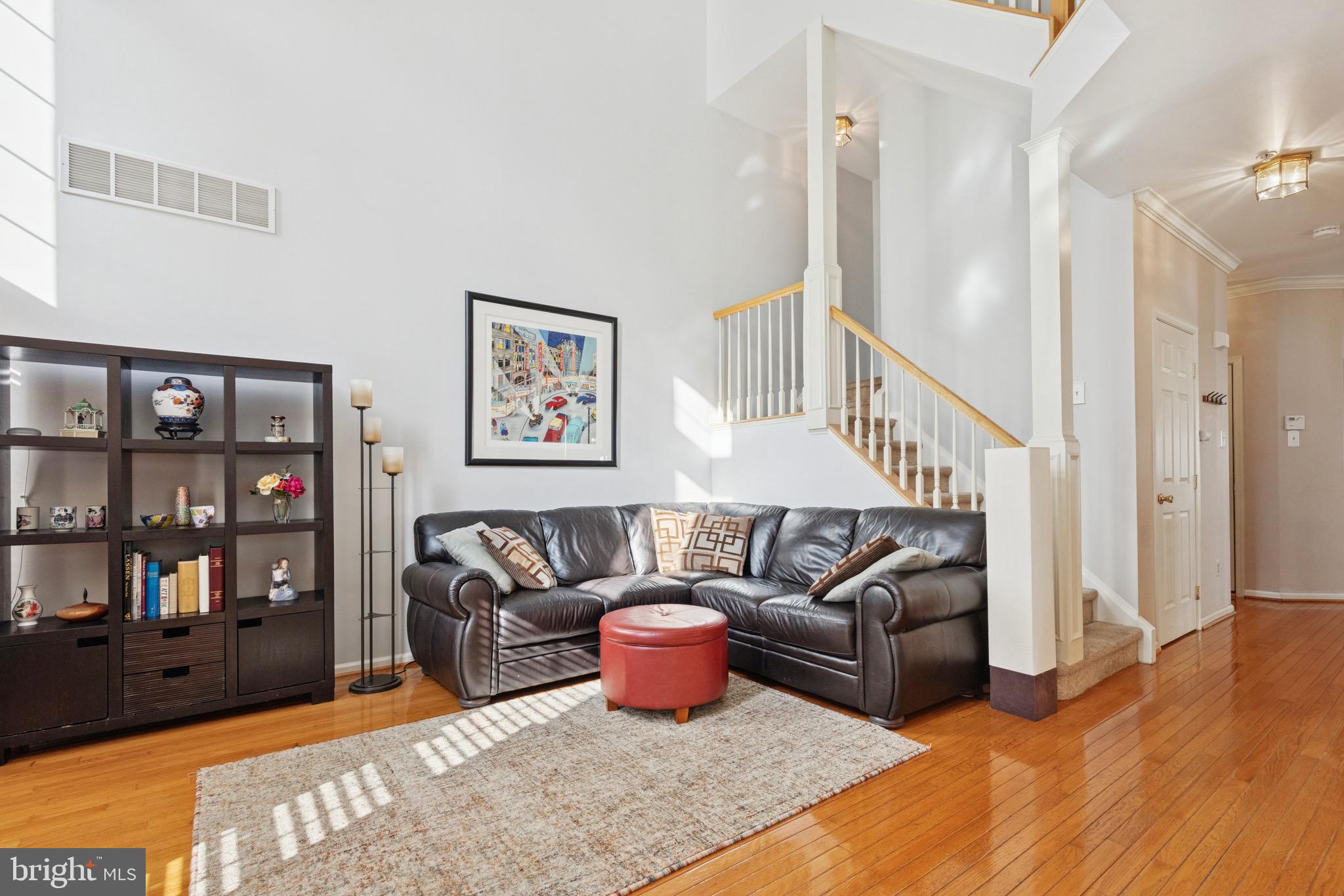 HILL VIEW - Residential