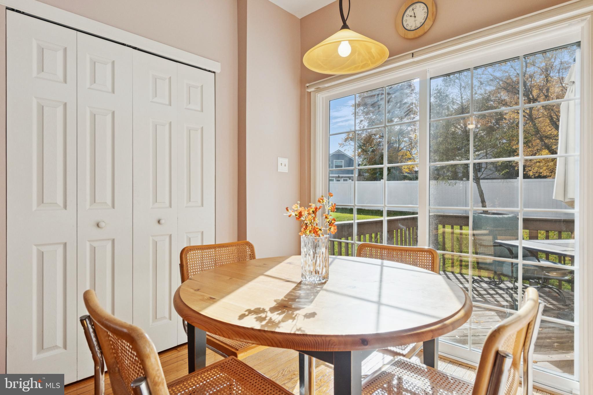 HILL VIEW - Residential