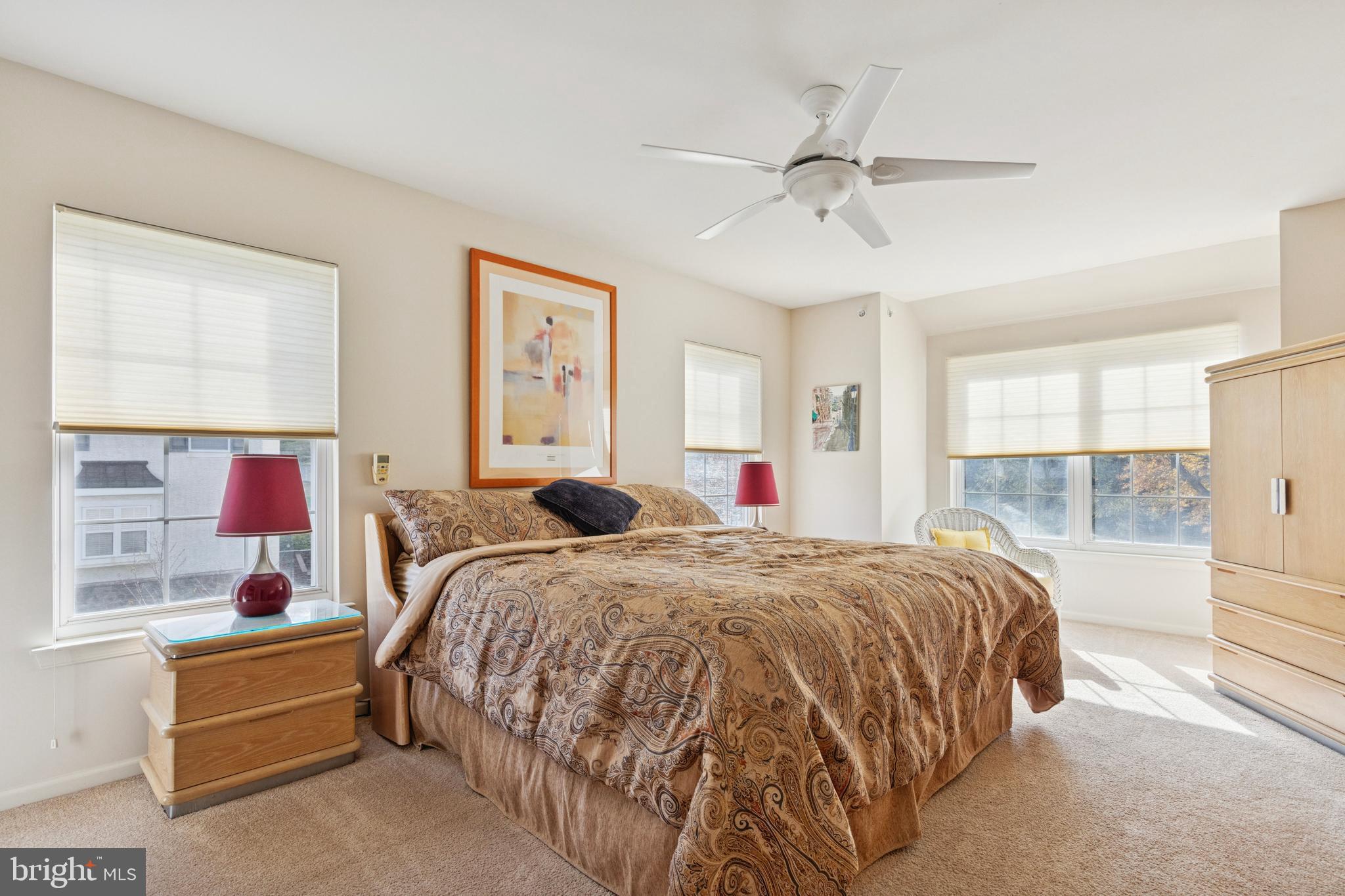 HILL VIEW - Residential