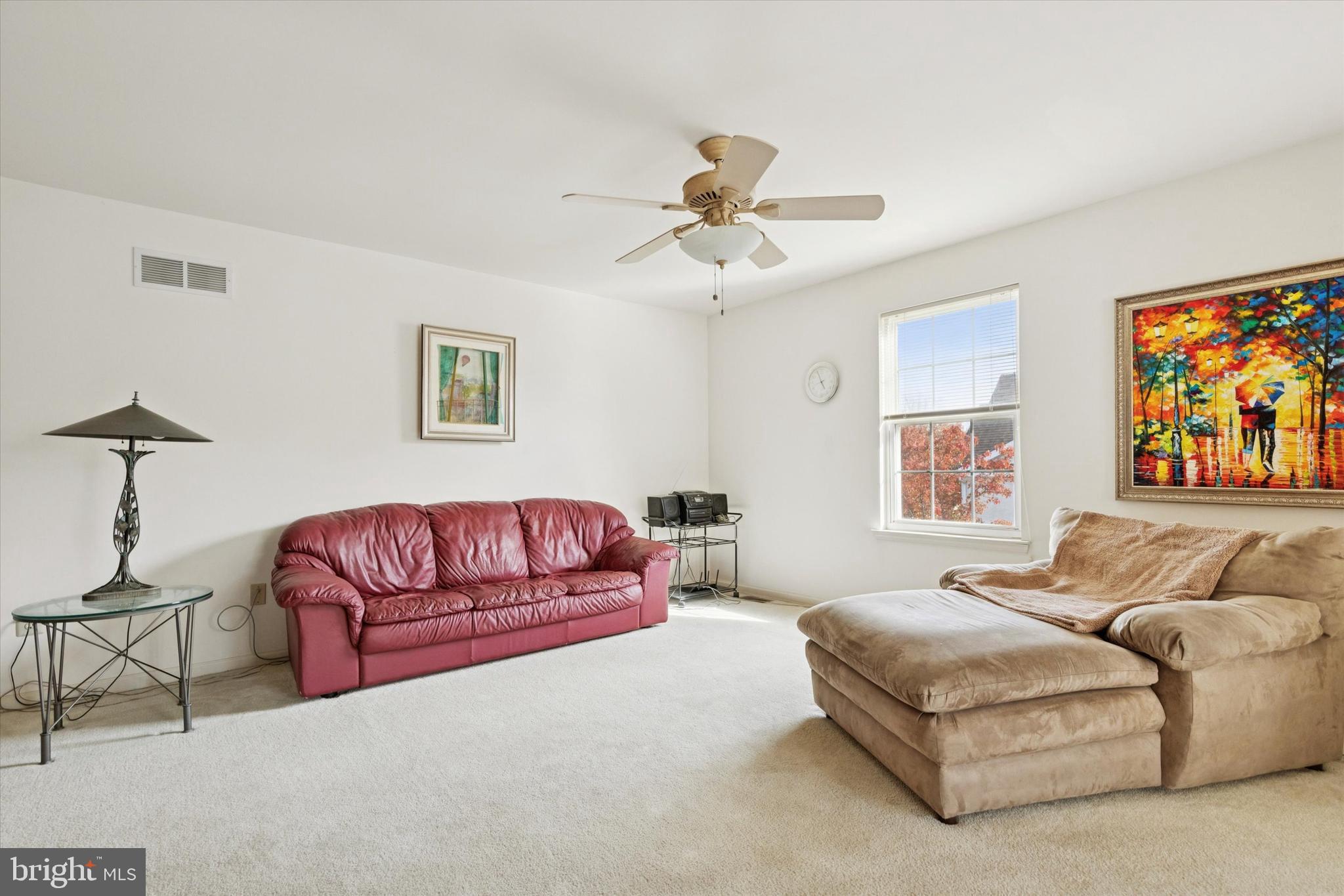 HILL VIEW - Residential