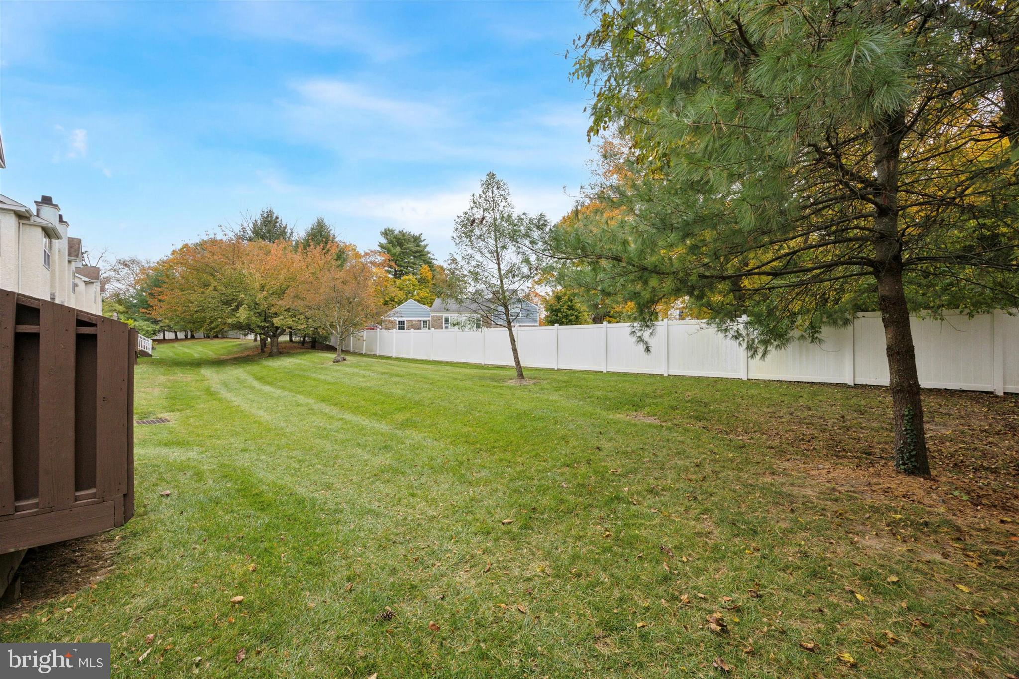 HILL VIEW - Residential