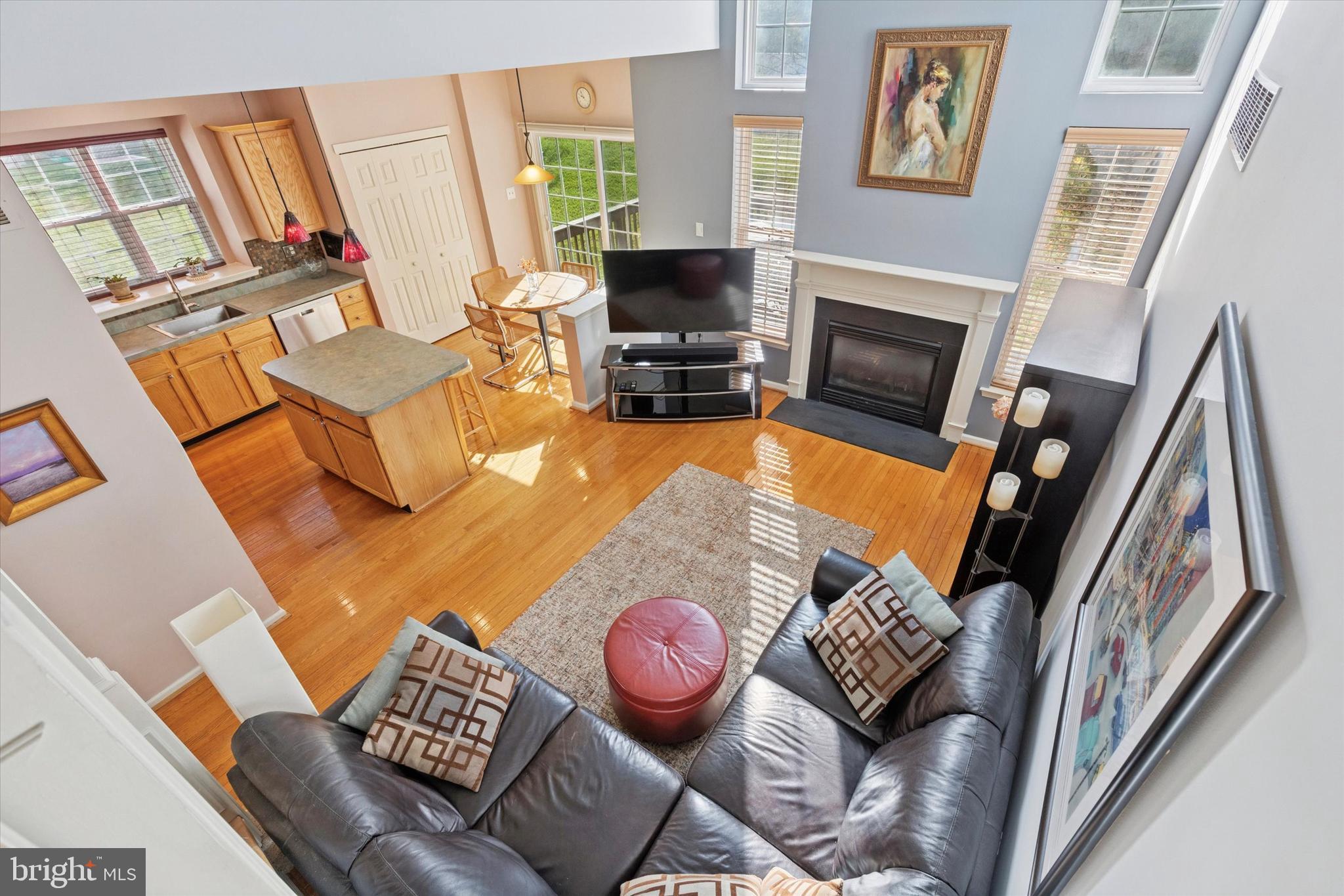 HILL VIEW - Residential