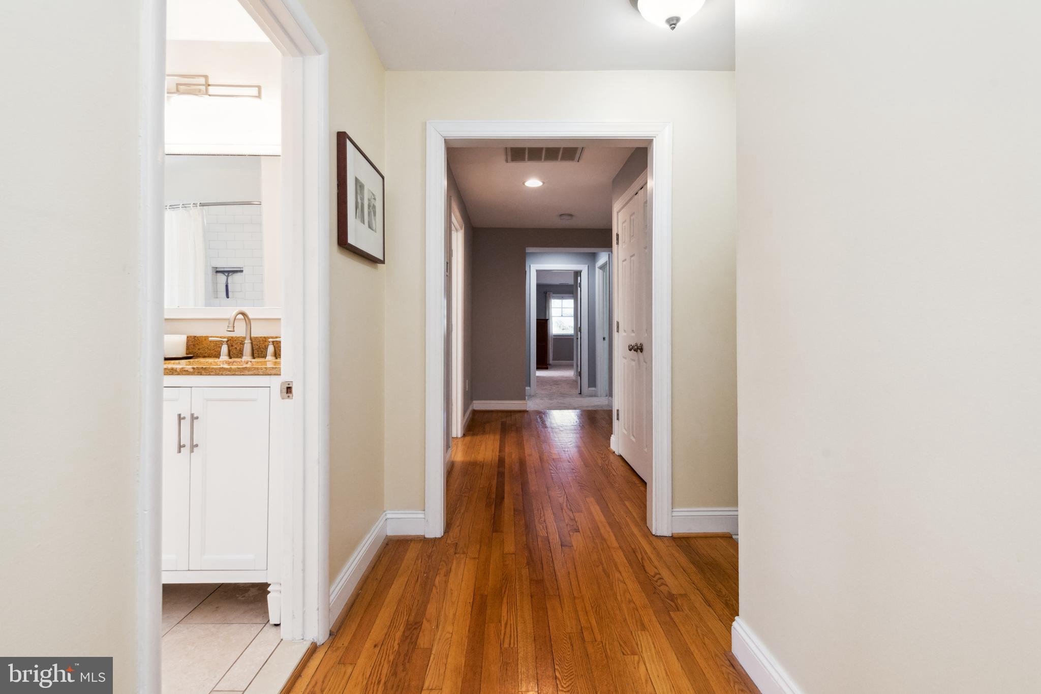 ROUND BAY - Residential