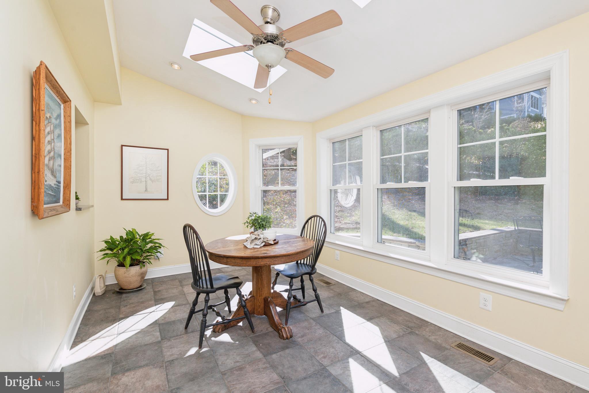 ROUND BAY - Residential