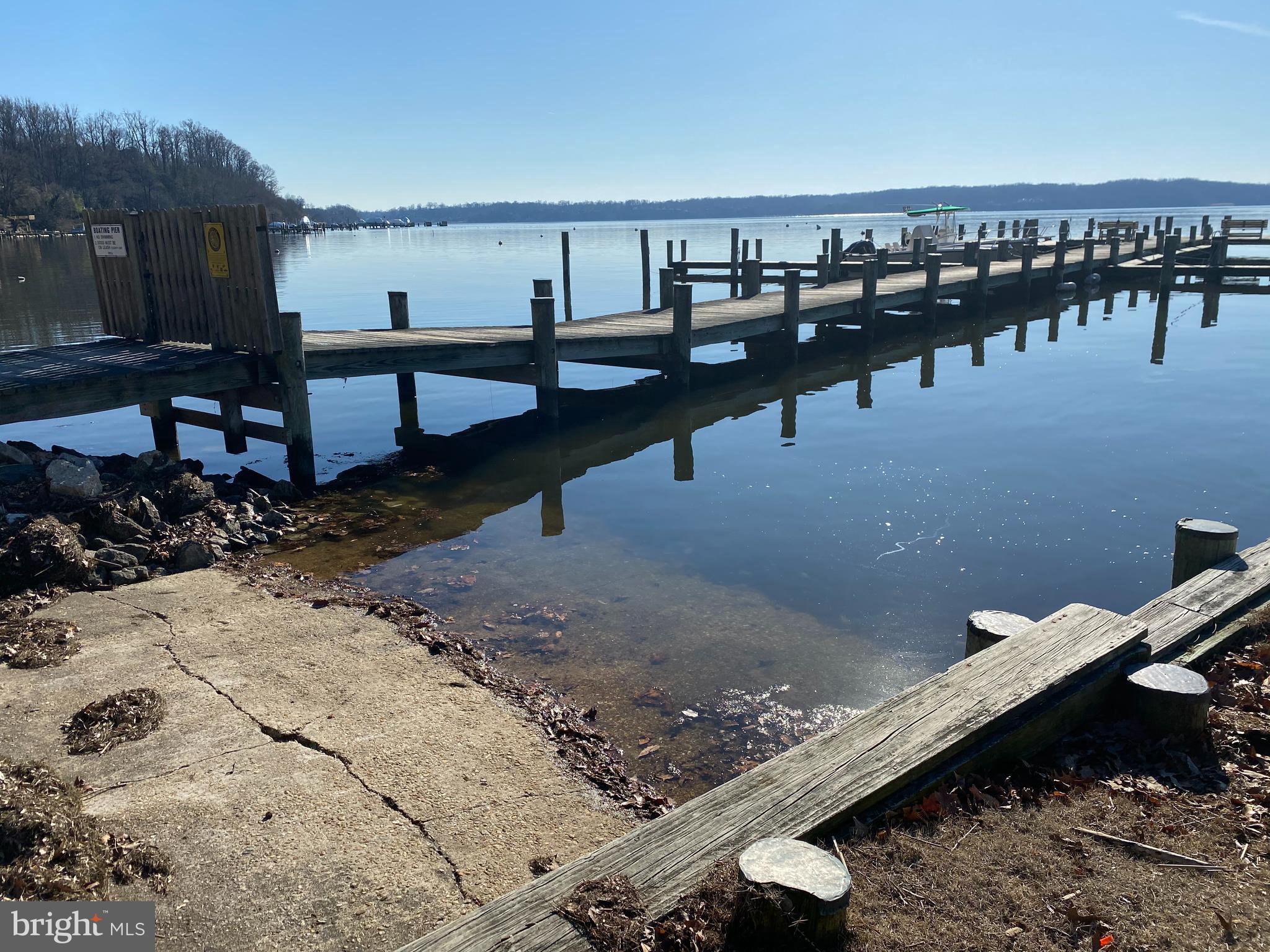 ROUND BAY - Residential