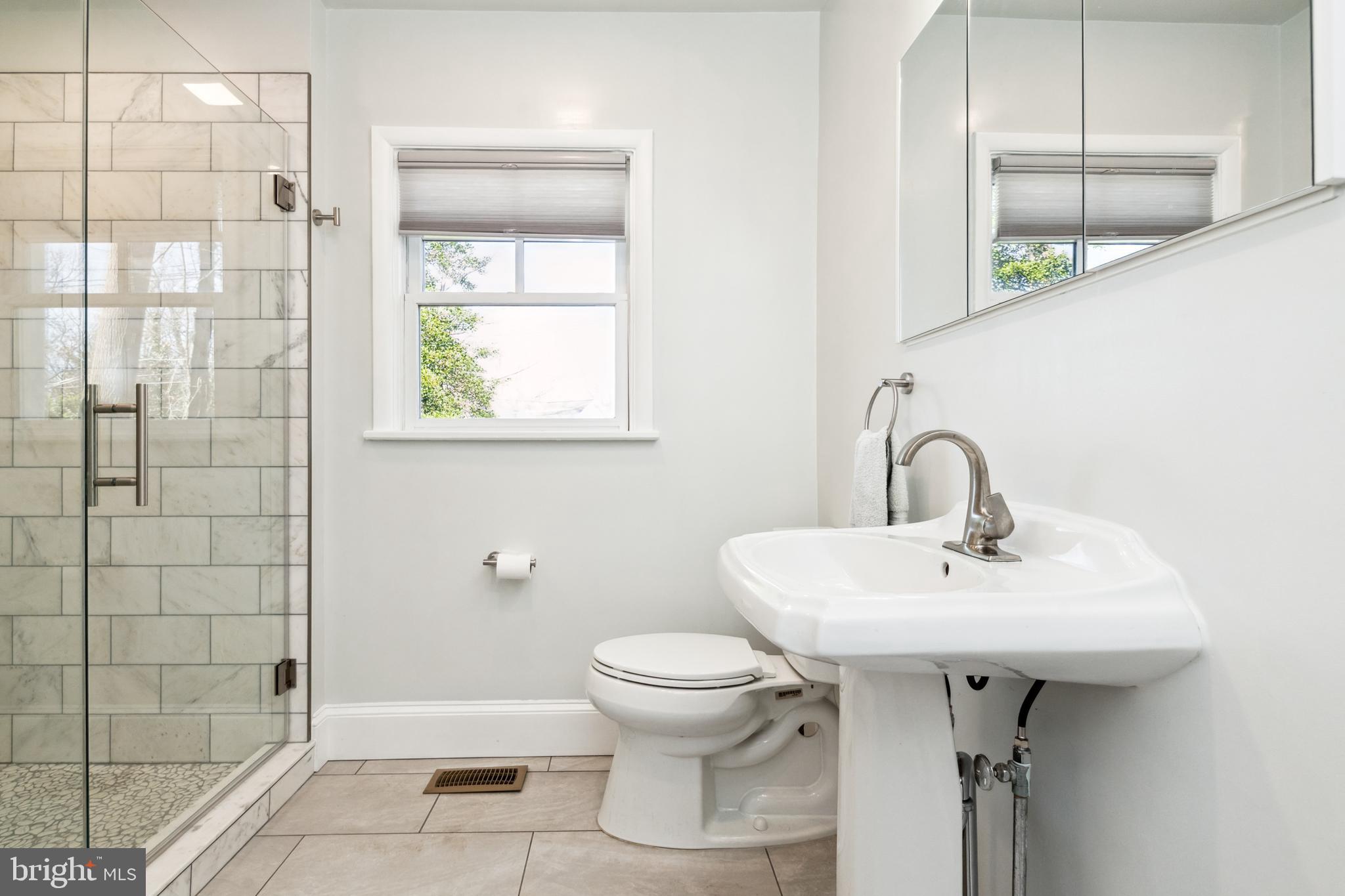 ROUND BAY - Residential