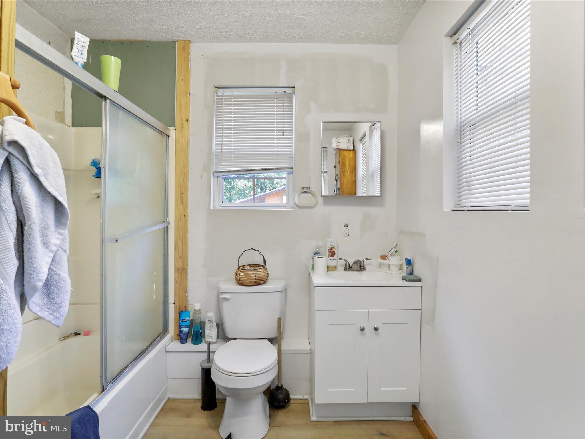 SOUTH POTOMAC FOREST - Residential