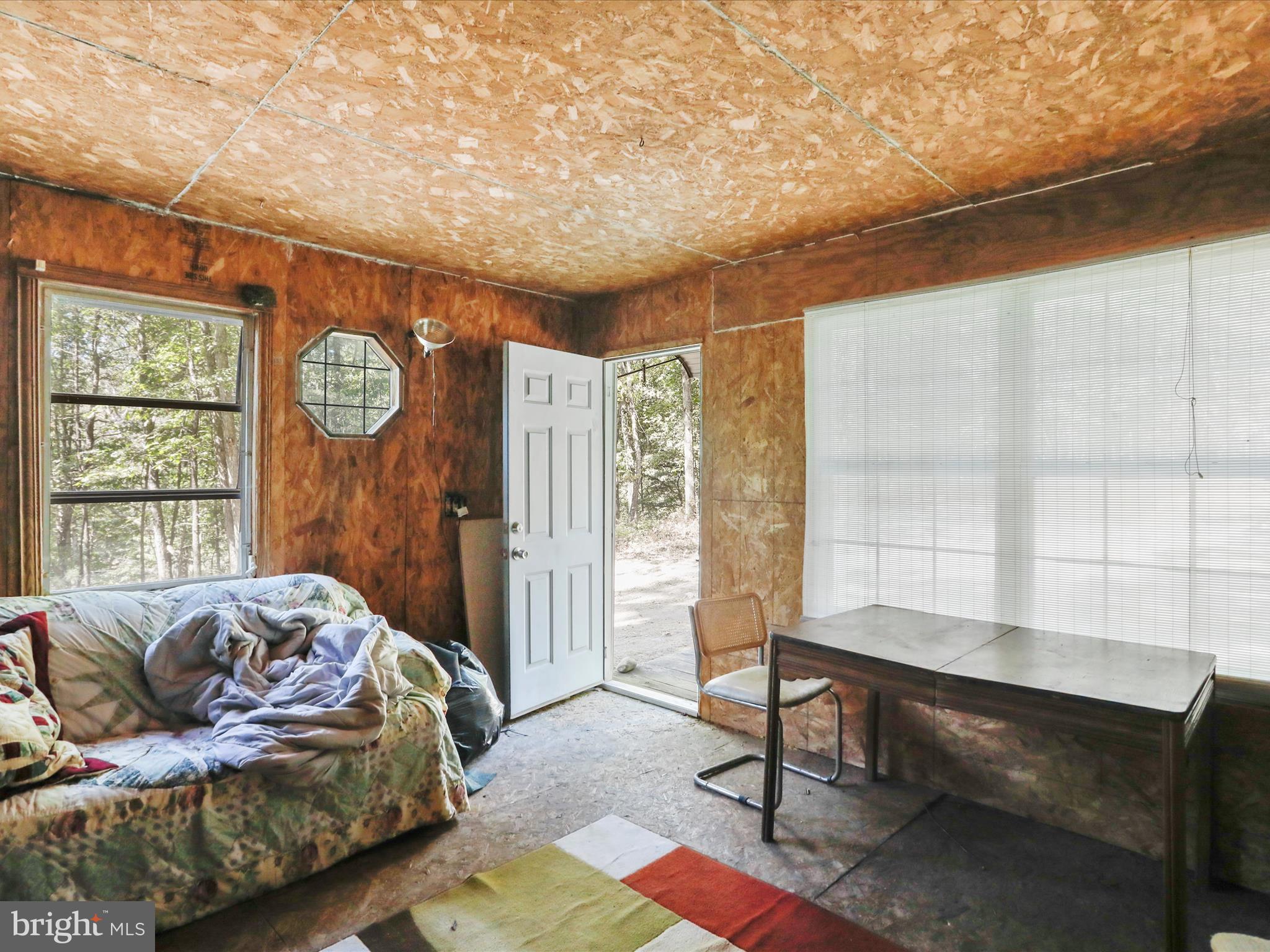 SOUTH POTOMAC FOREST - Residential