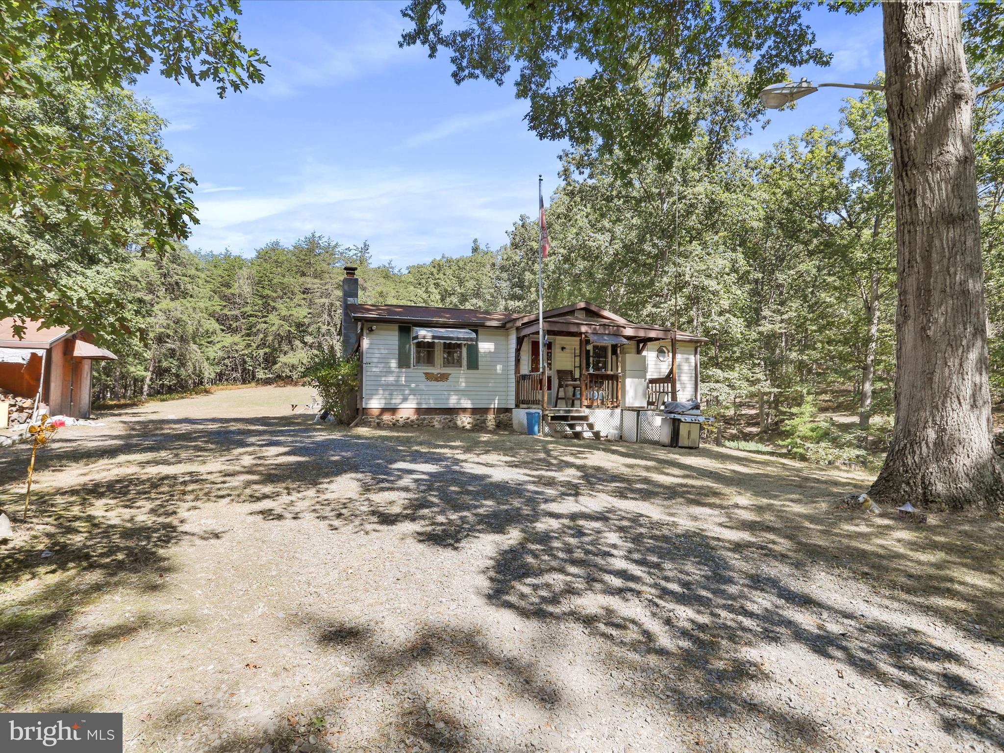 SOUTH POTOMAC FOREST - Residential