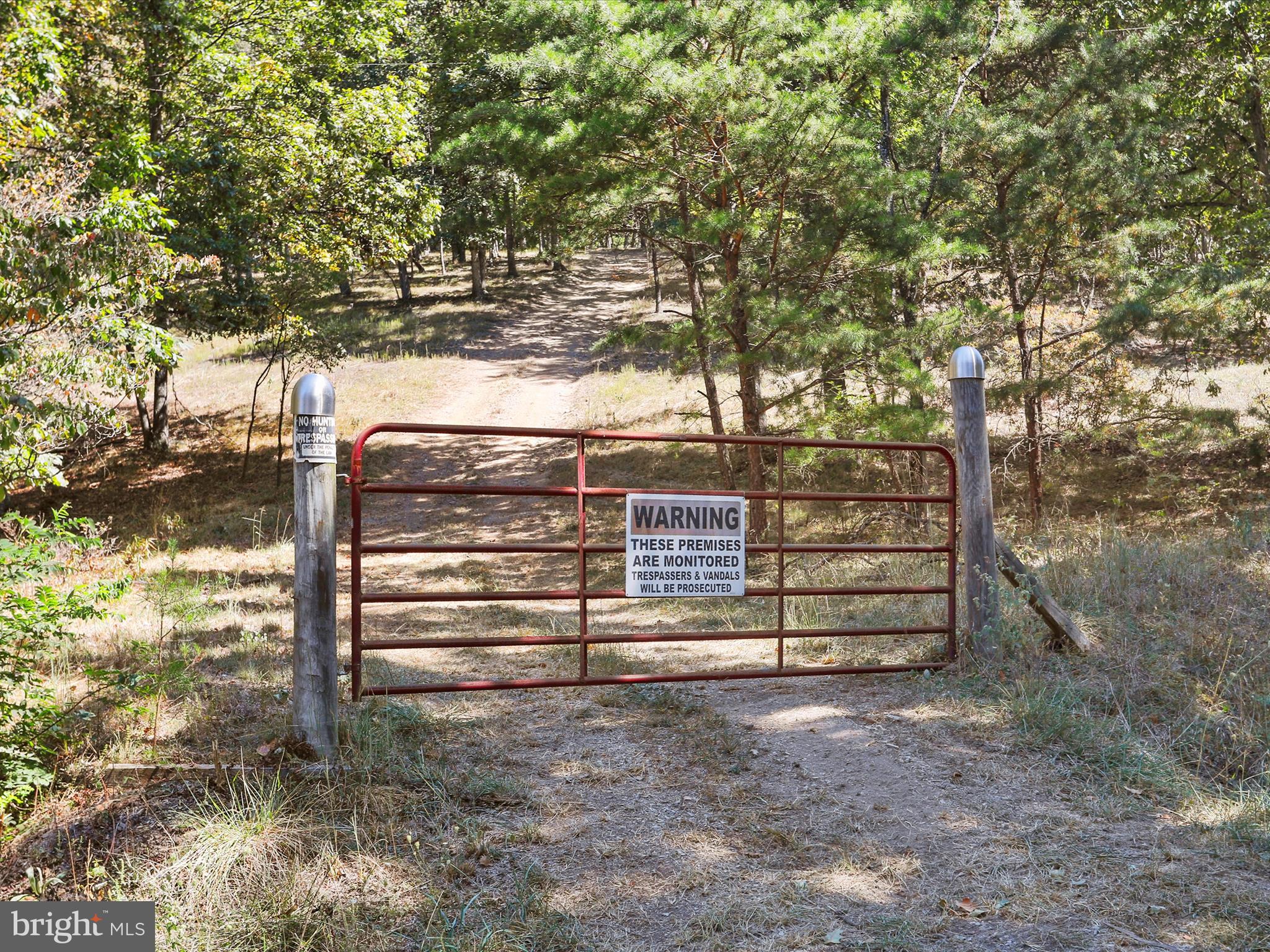 SOUTH POTOMAC FOREST - Residential