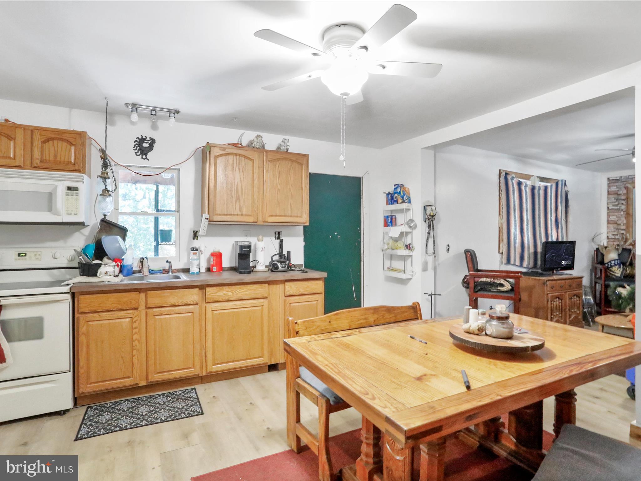 SOUTH POTOMAC FOREST - Residential