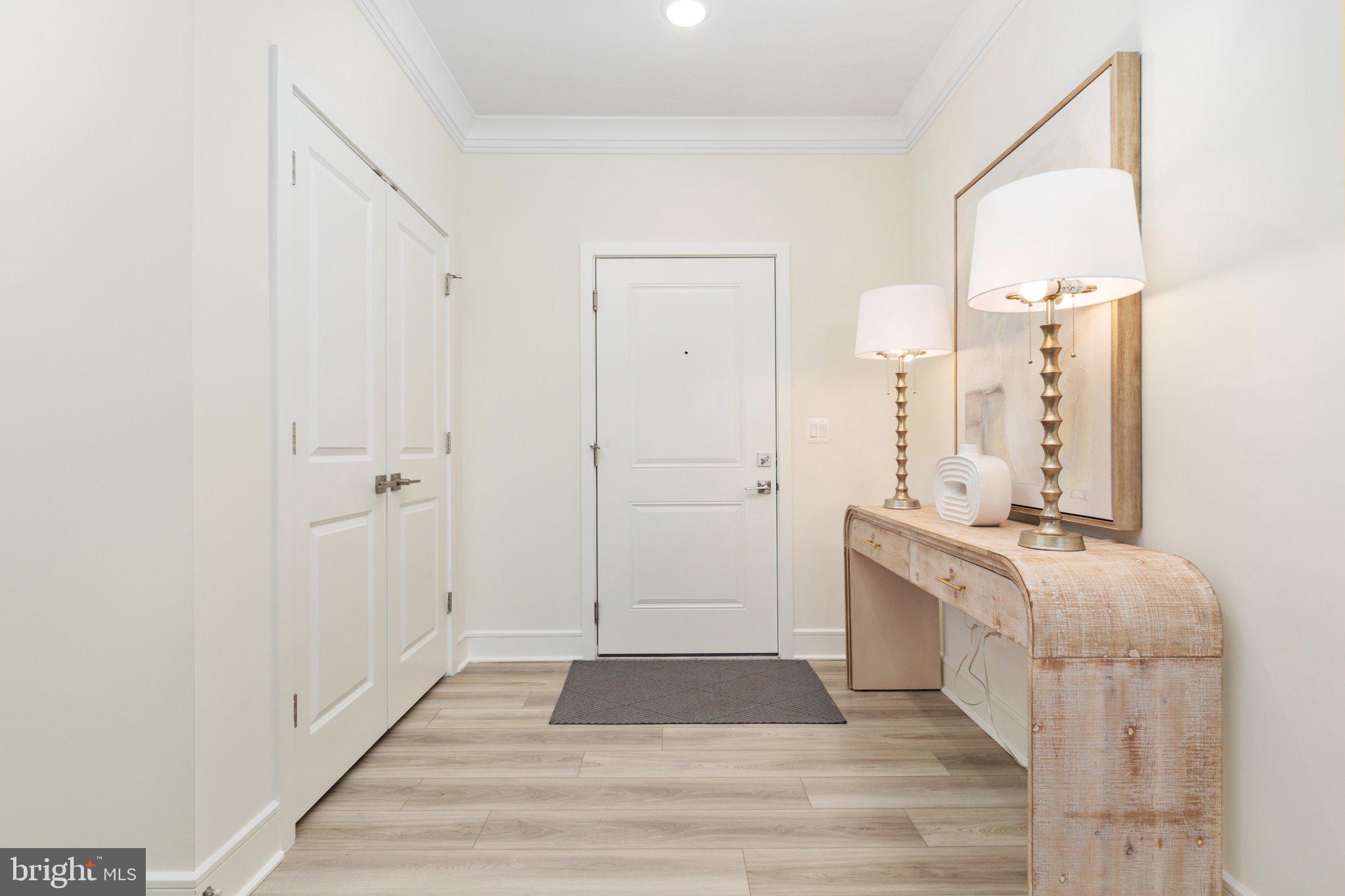 23669 GOLDEN EMBERS SQUARE 403
