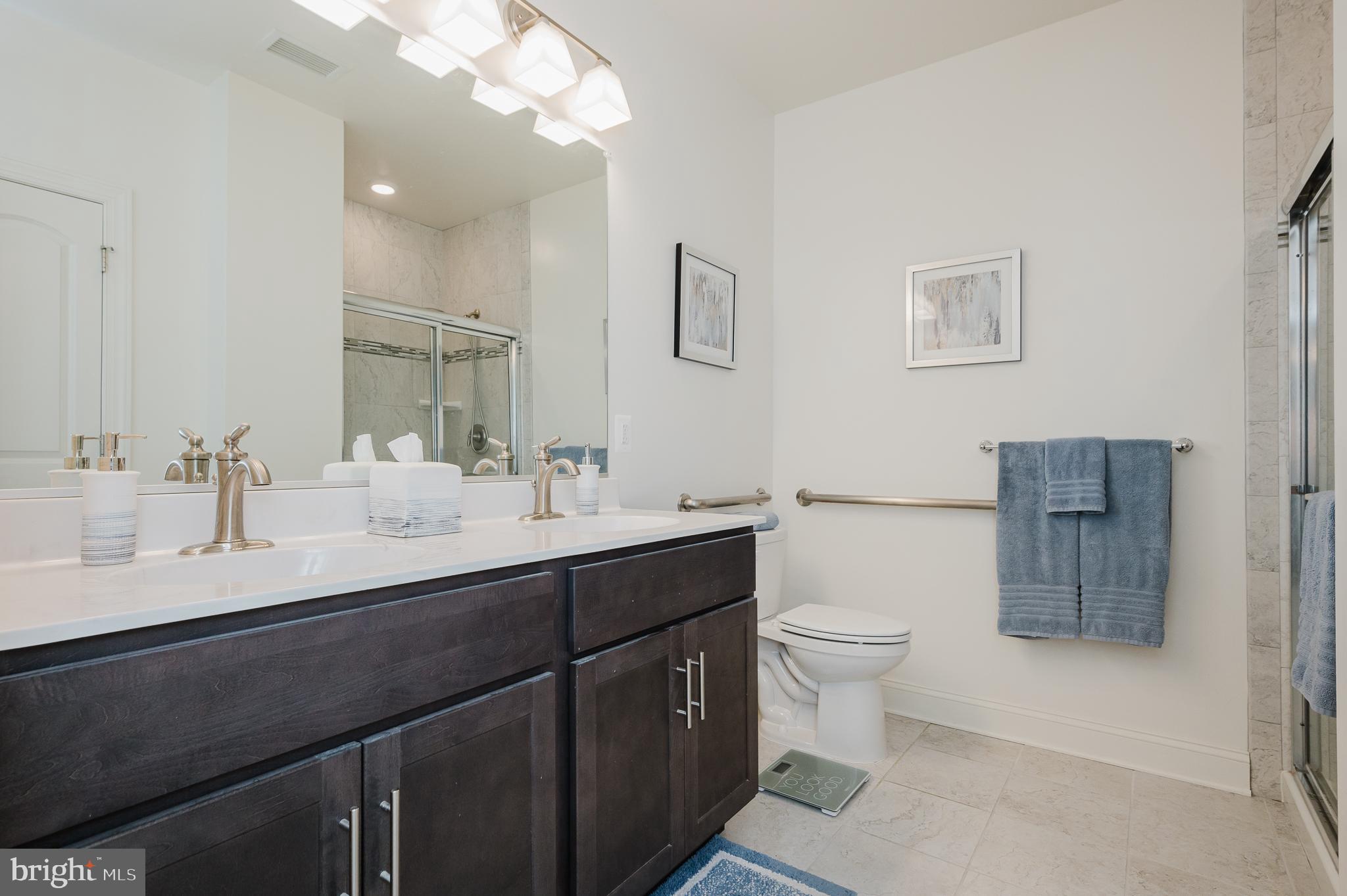 OVERLOOK AT GATEWAY - Residential