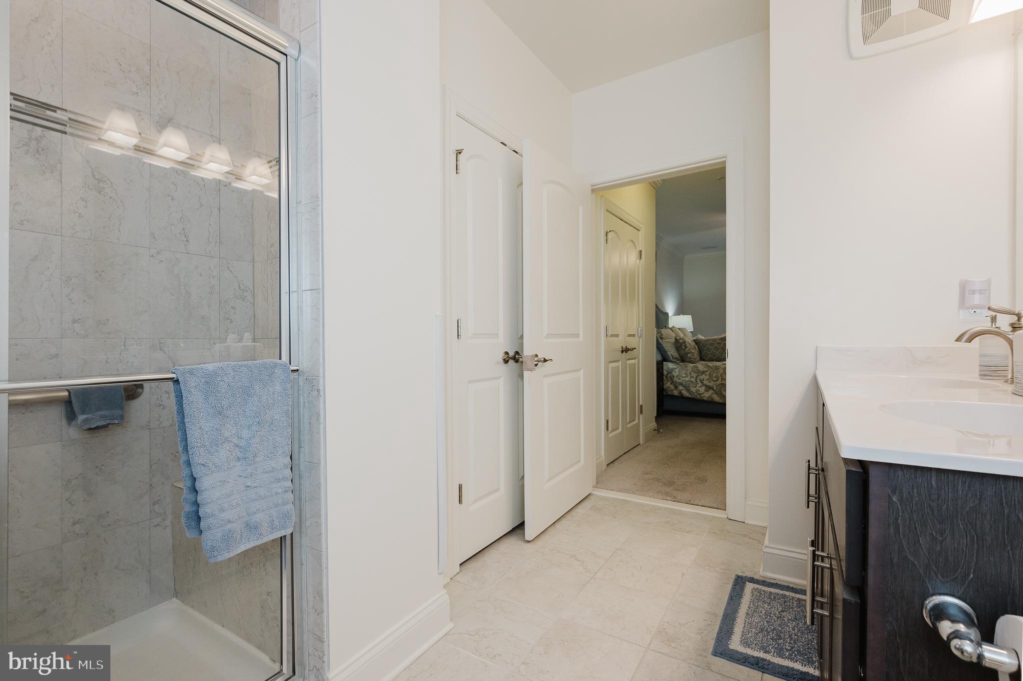 OVERLOOK AT GATEWAY - Residential