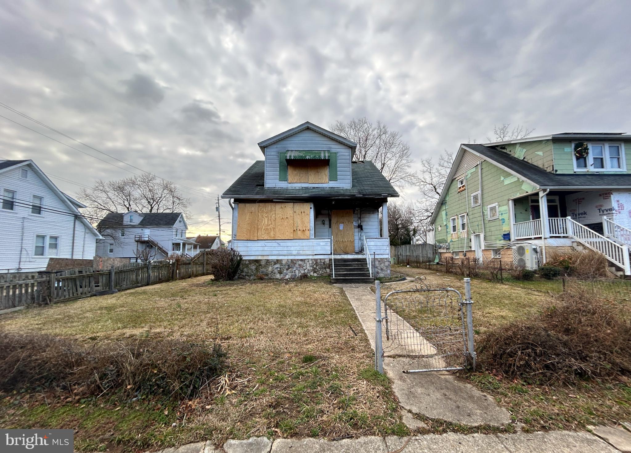 GARDENVILLE - Residential