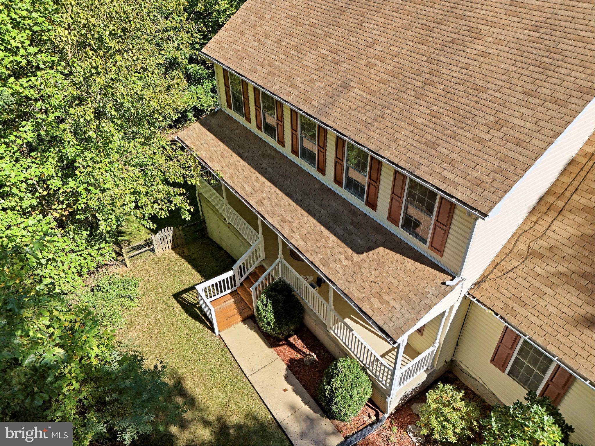228 WARNER LANE