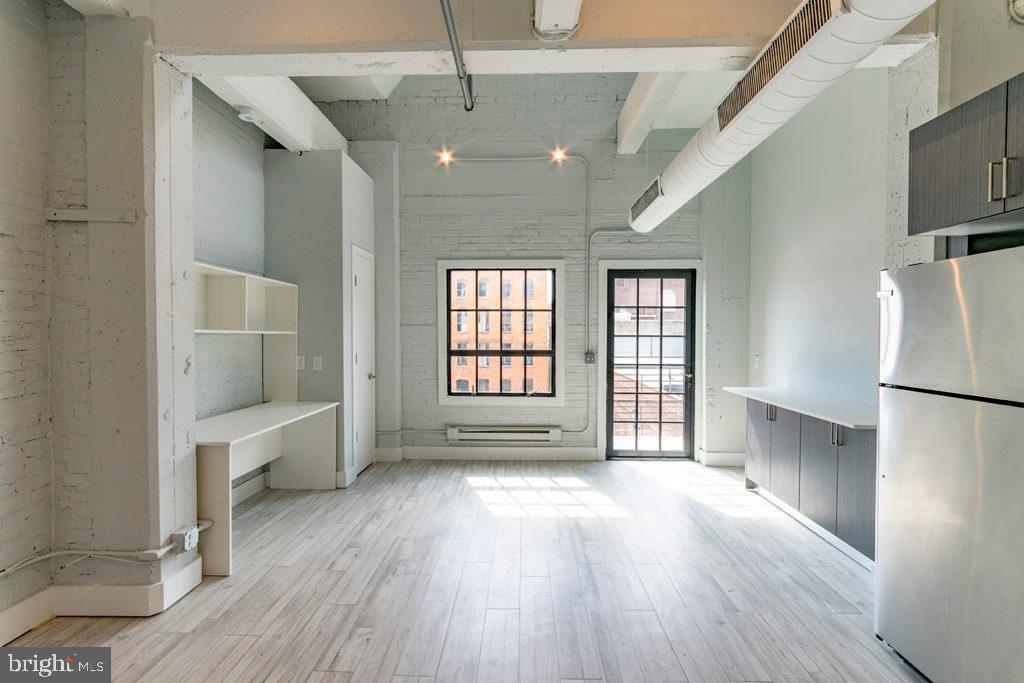 WASHINGTON SQ WEST - Residential Lease