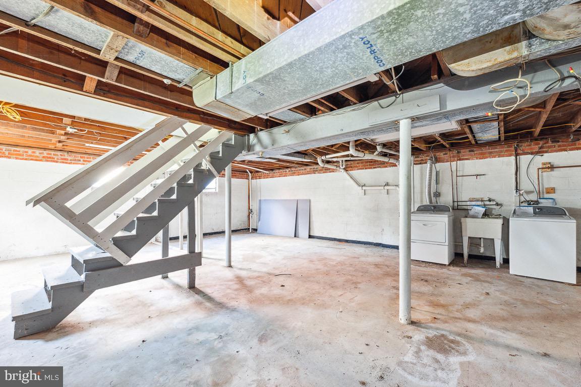 KNOLLWOOD - Residential