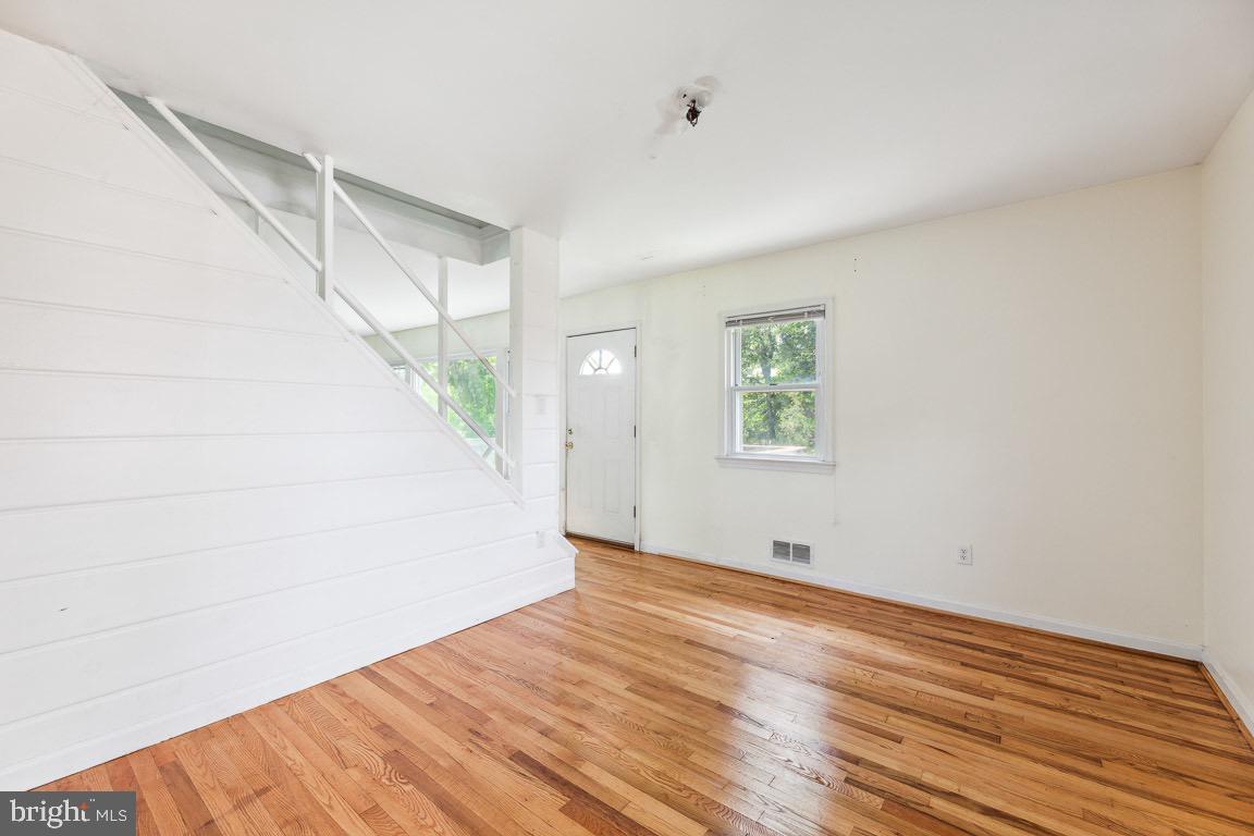 KNOLLWOOD - Residential